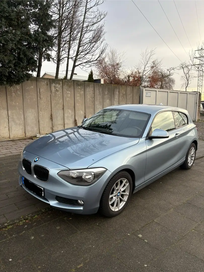 BMW 114 114i Albastru - 1