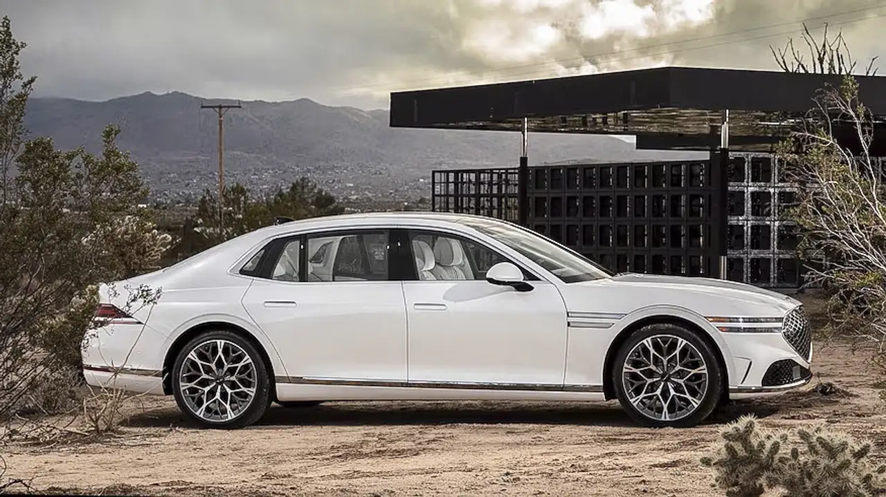Genesis G90 снимка Genesis G90