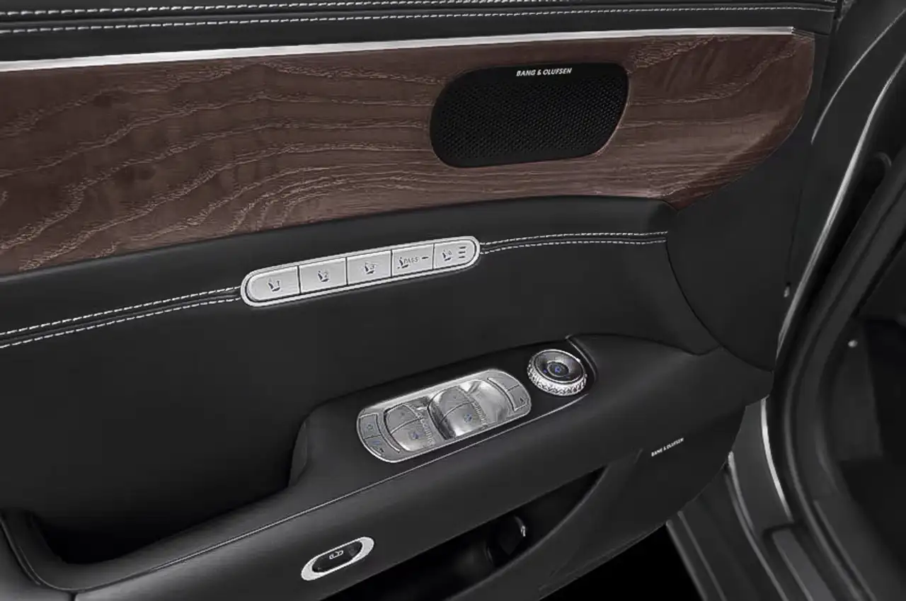 Genesis G90 снимка Genesis G90