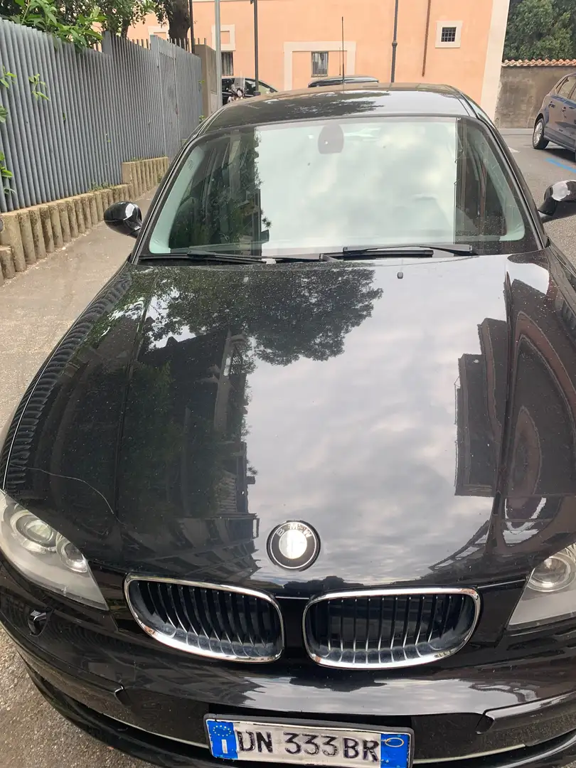 BMW 118 Serie 1 E/81-87 118d 5p 2.0 Attiva 143cv dpf Nero - 1