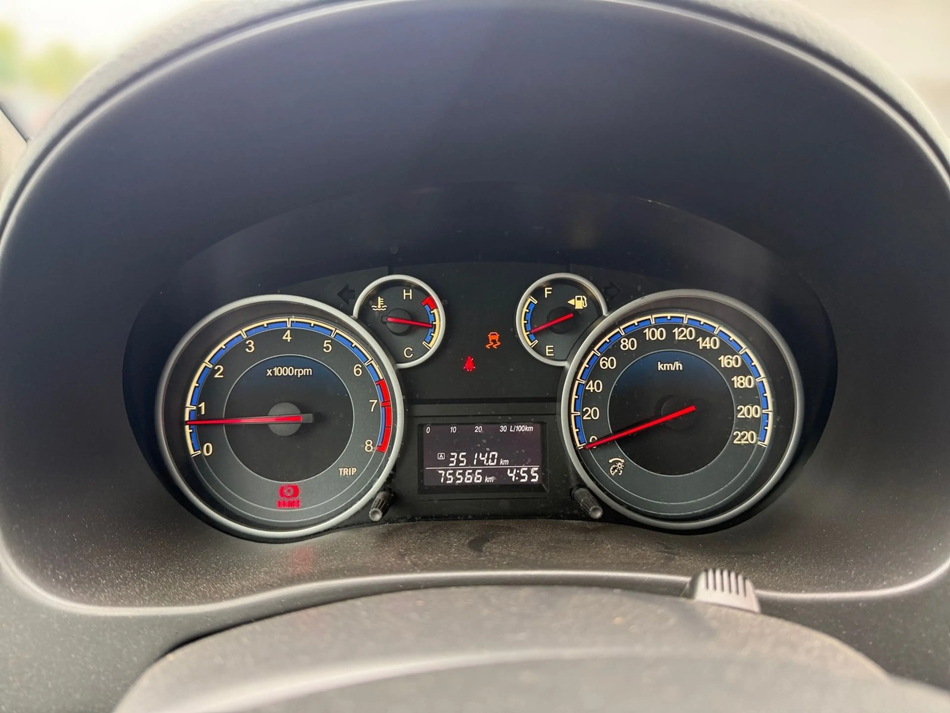 Suzuki SX4 1.6 City+ — photo 11