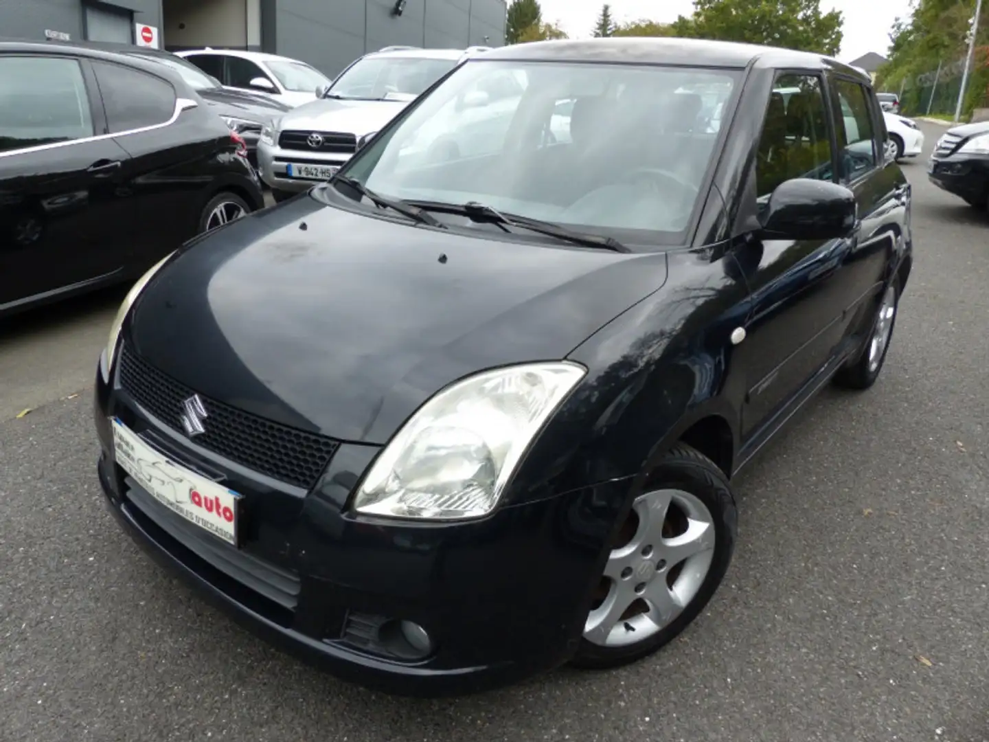Suzuki Swift 1.3 VVT GLX 4X4 5P Noir - 1