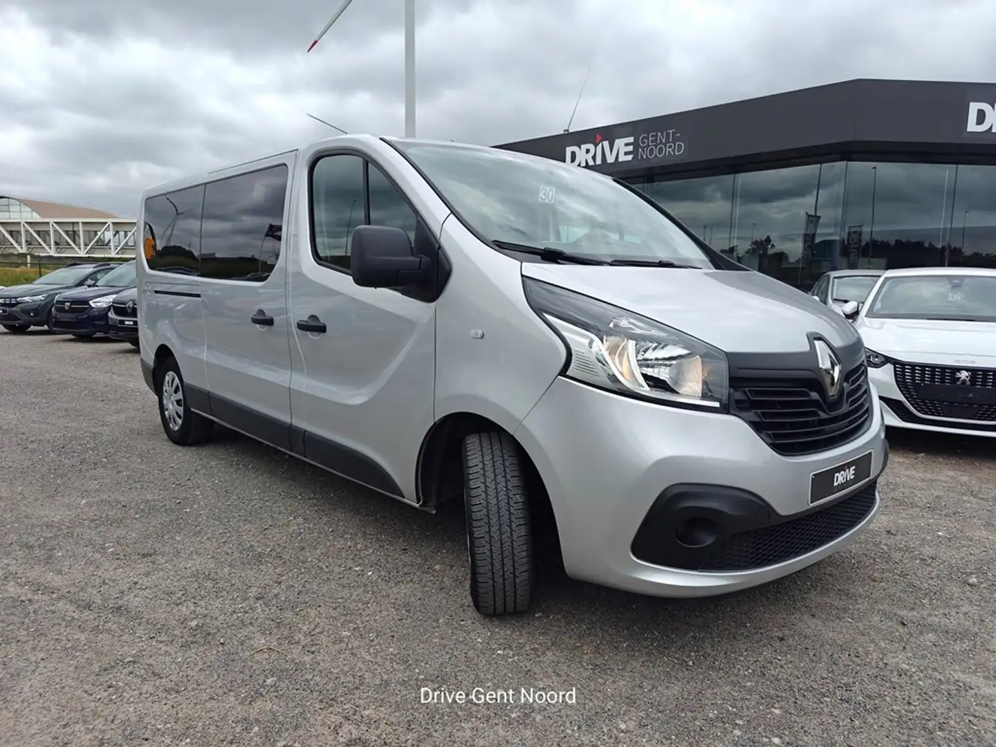 Renault Trafic dCi Passenger Grand Confort S/S *9 PLAATS* Gris - 2