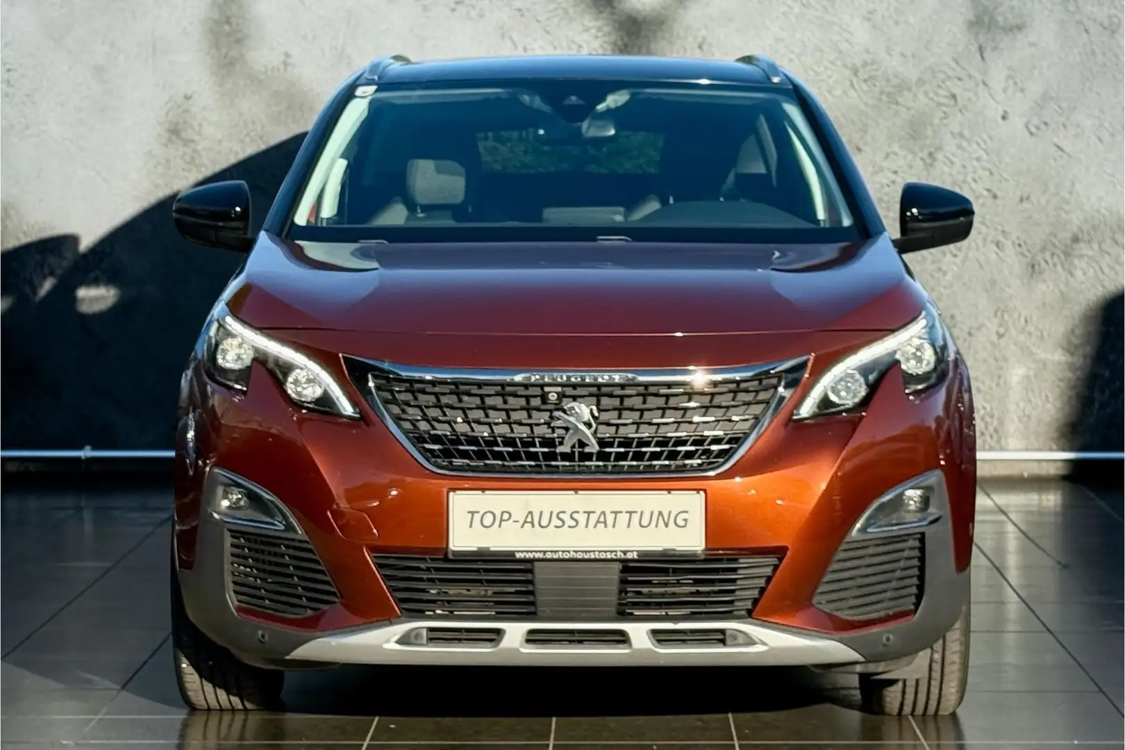 Peugeot 3008 1,2 PureTech *Top-Ausstattung +Finanzierung 130 S Braun - 2