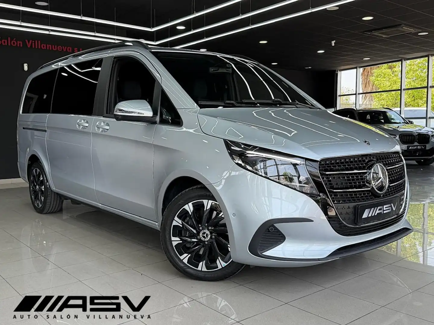 Mercedes-Benz V 250d Largo Avantgarde Gris - 1