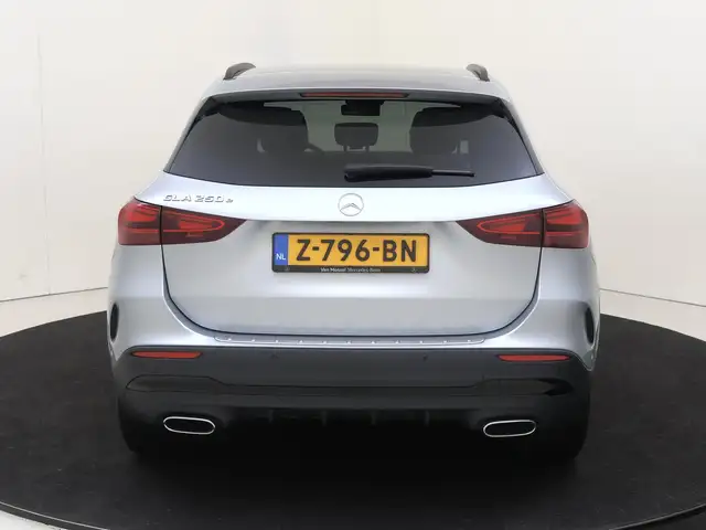 Mercedes-Benz Gla view 7