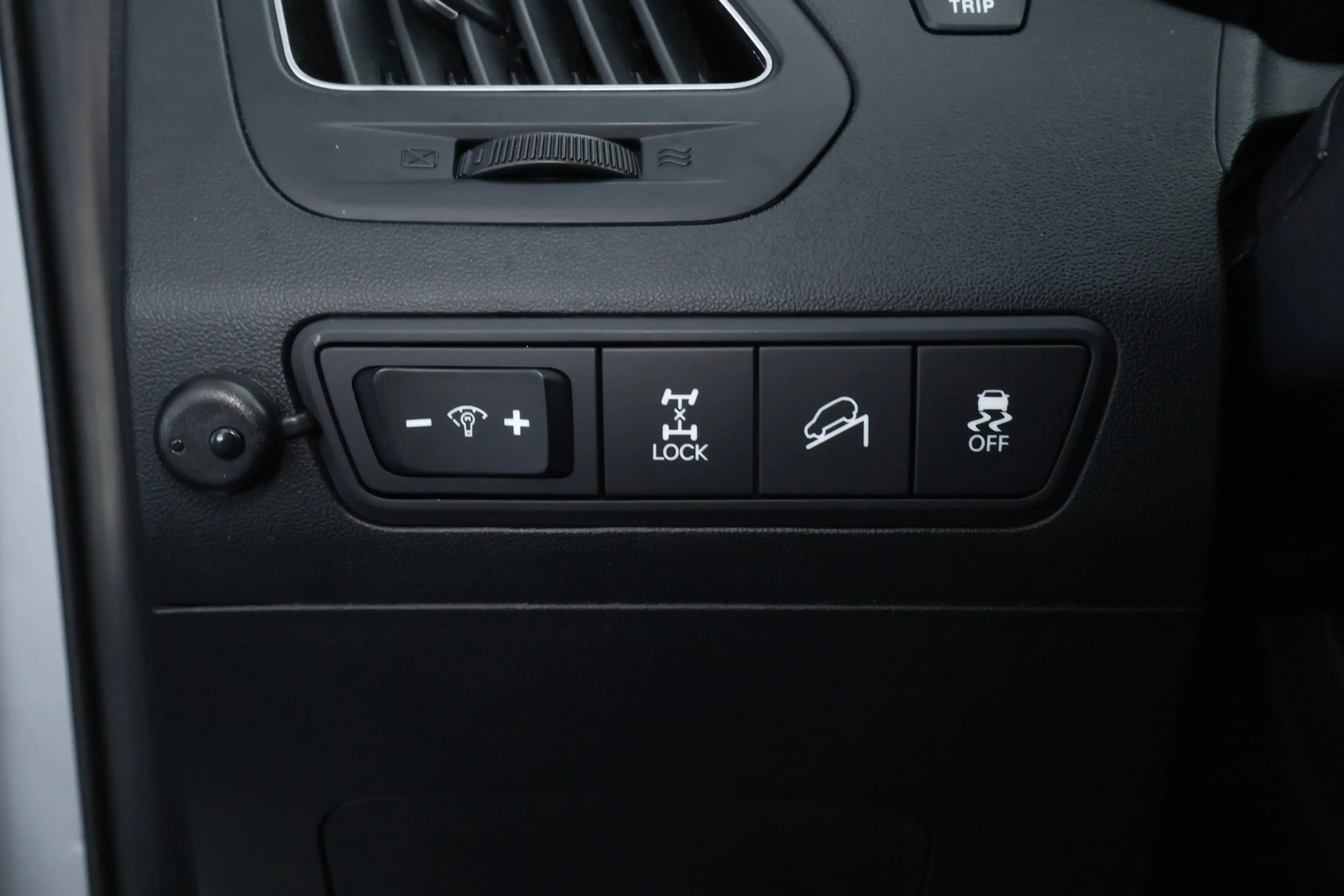 Hyundai iX35 2.0 CRDi HP 4WD i-Catcher |PANO|CARPLAY|CAMERA|CRU — photo 18