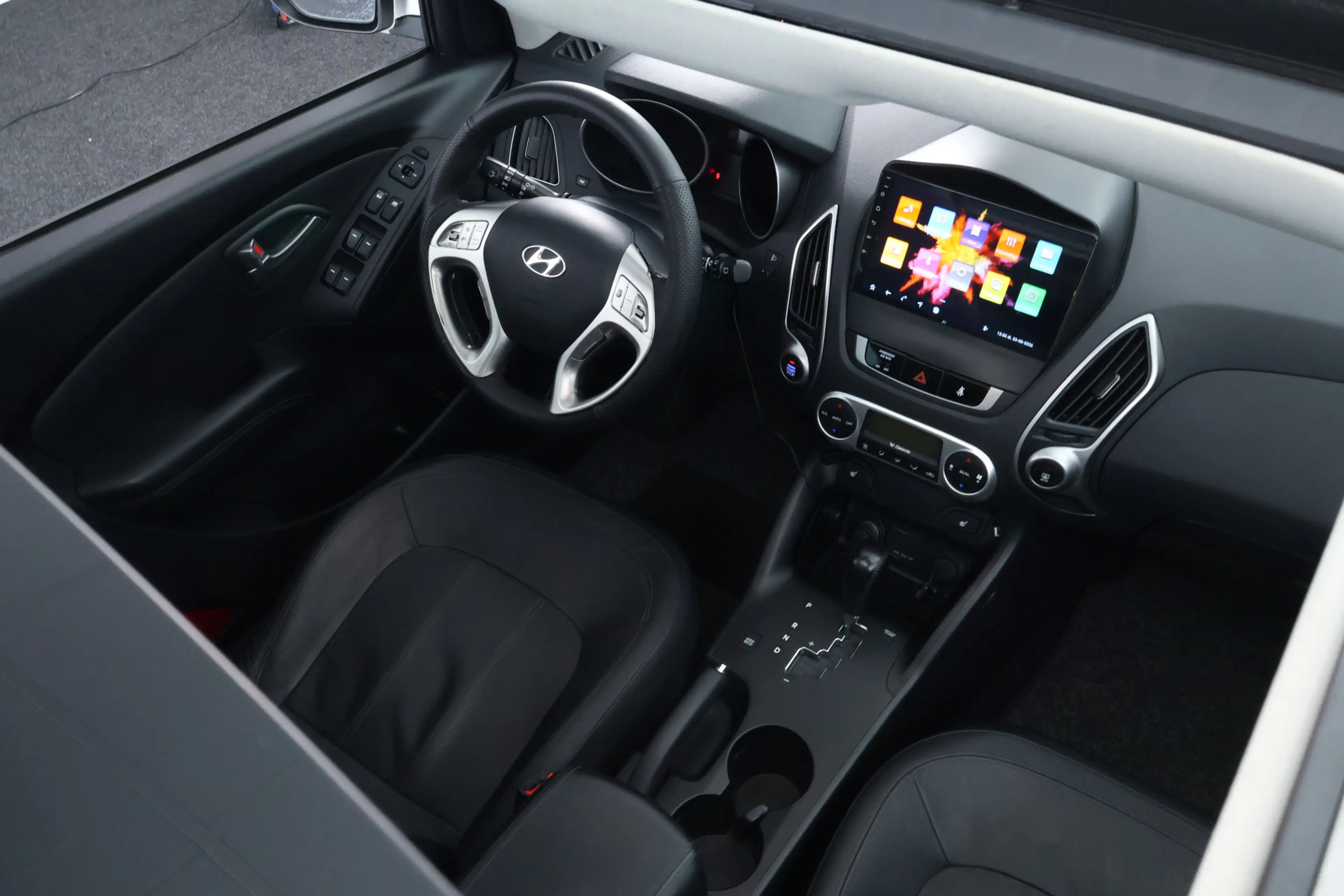 Hyundai iX35 2.0 CRDi HP 4WD i-Catcher |PANO|CARPLAY|CAMERA|CRU — photo 15