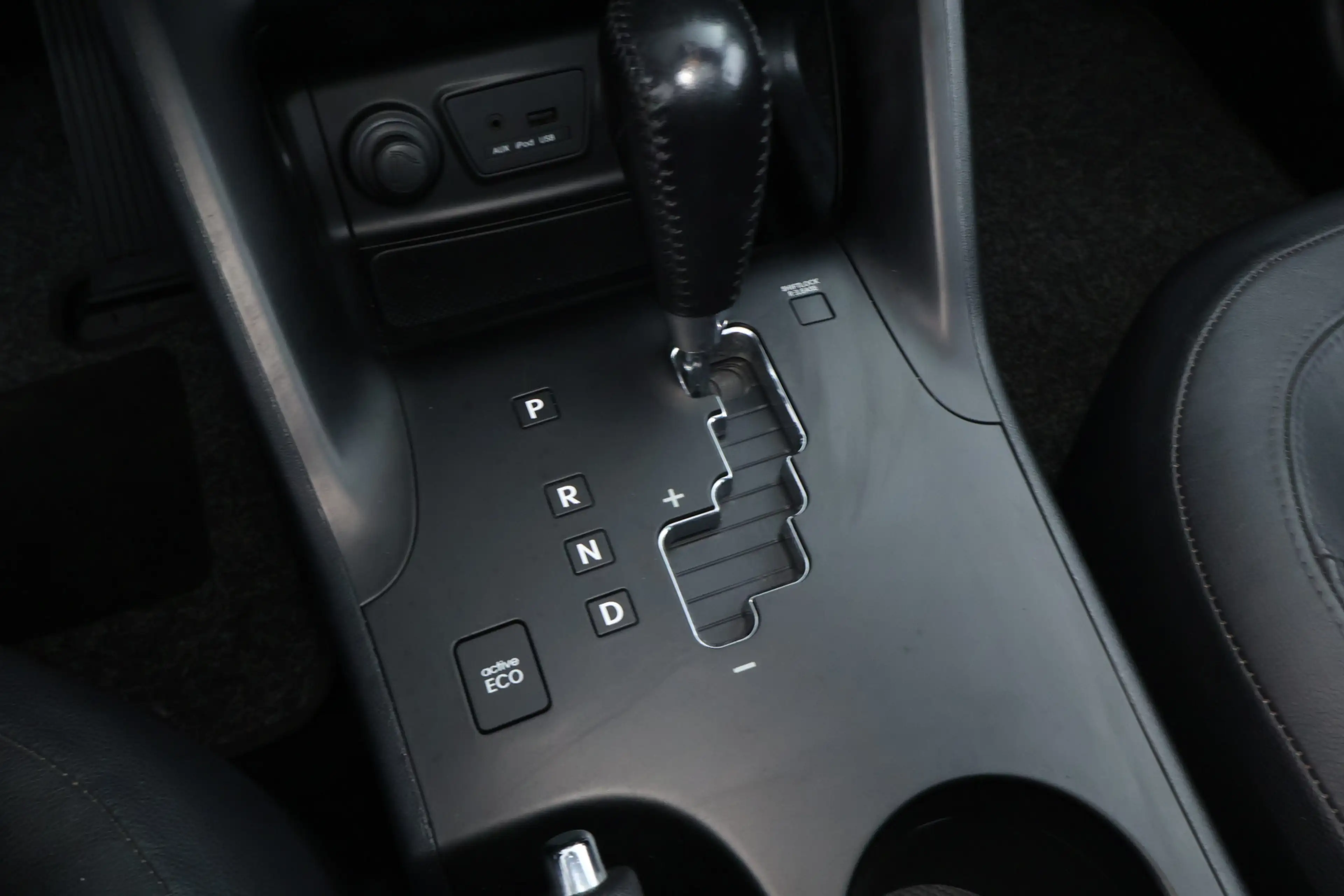 Hyundai iX35 2.0 CRDi HP 4WD i-Catcher |PANO|CARPLAY|CAMERA|CRU — photo 24