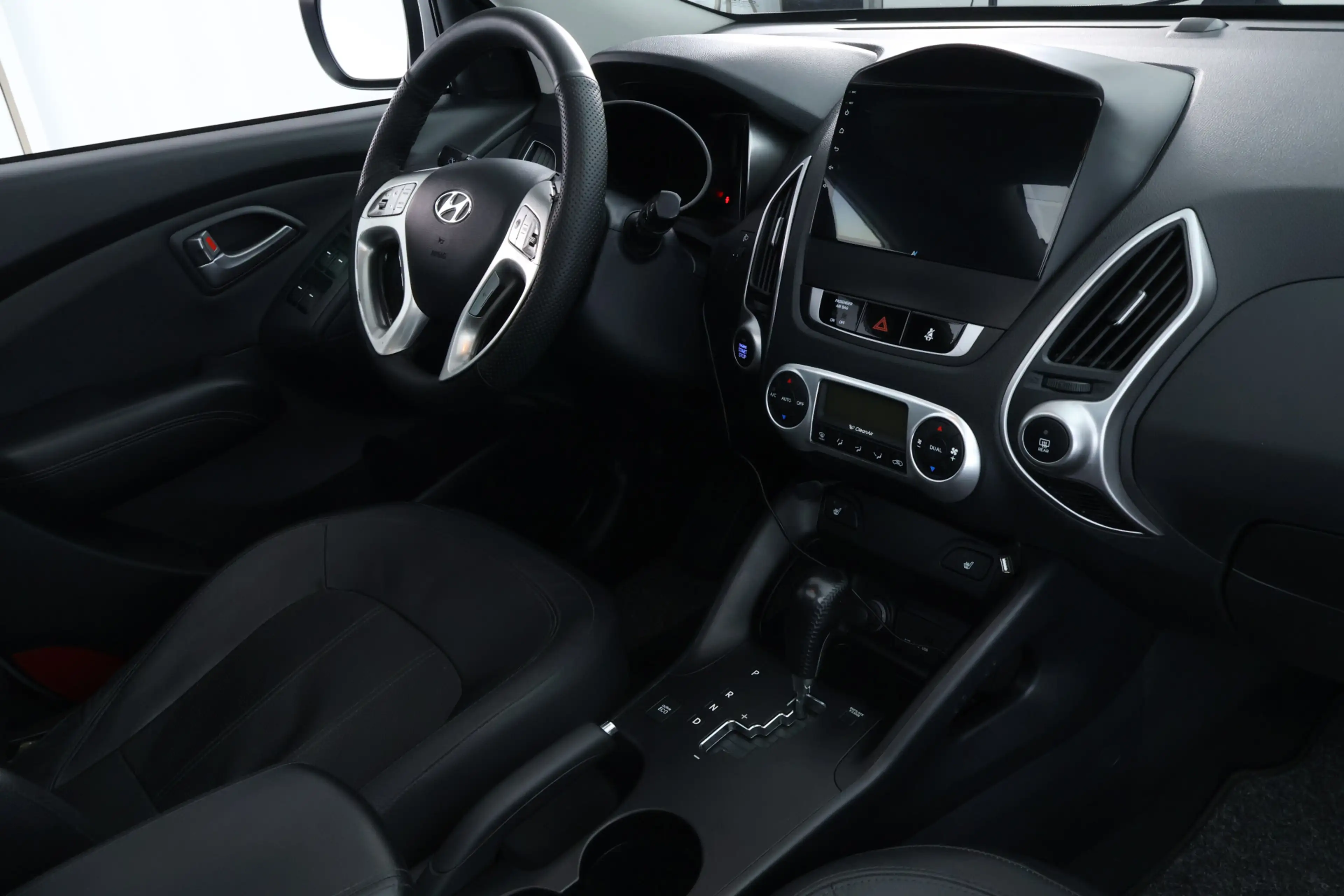 Hyundai iX35 2.0 CRDi HP 4WD i-Catcher |PANO|CARPLAY|CAMERA|CRU — photo 13