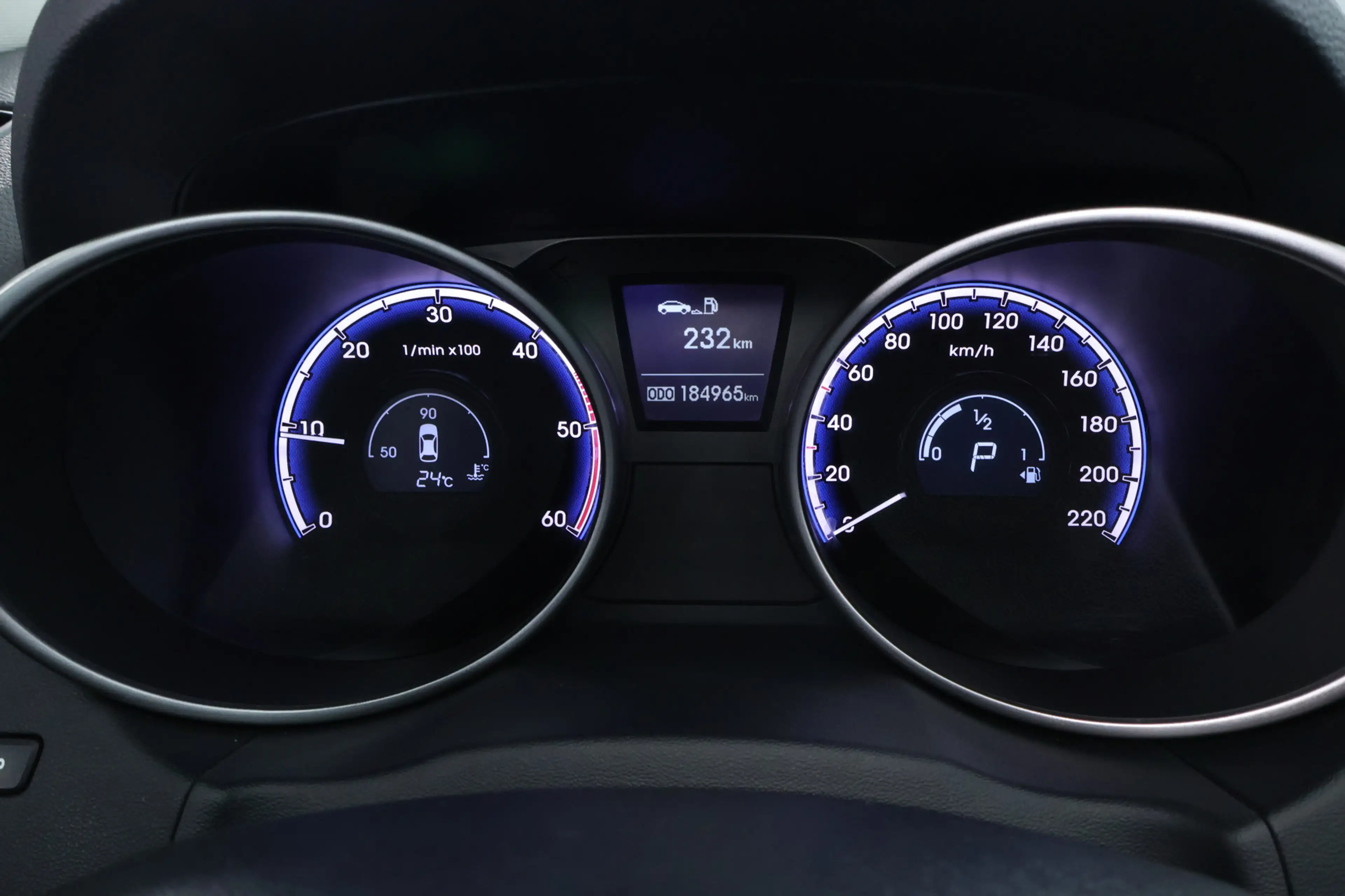 Hyundai iX35 2.0 CRDi HP 4WD i-Catcher |PANO|CARPLAY|CAMERA|CRU — photo 19