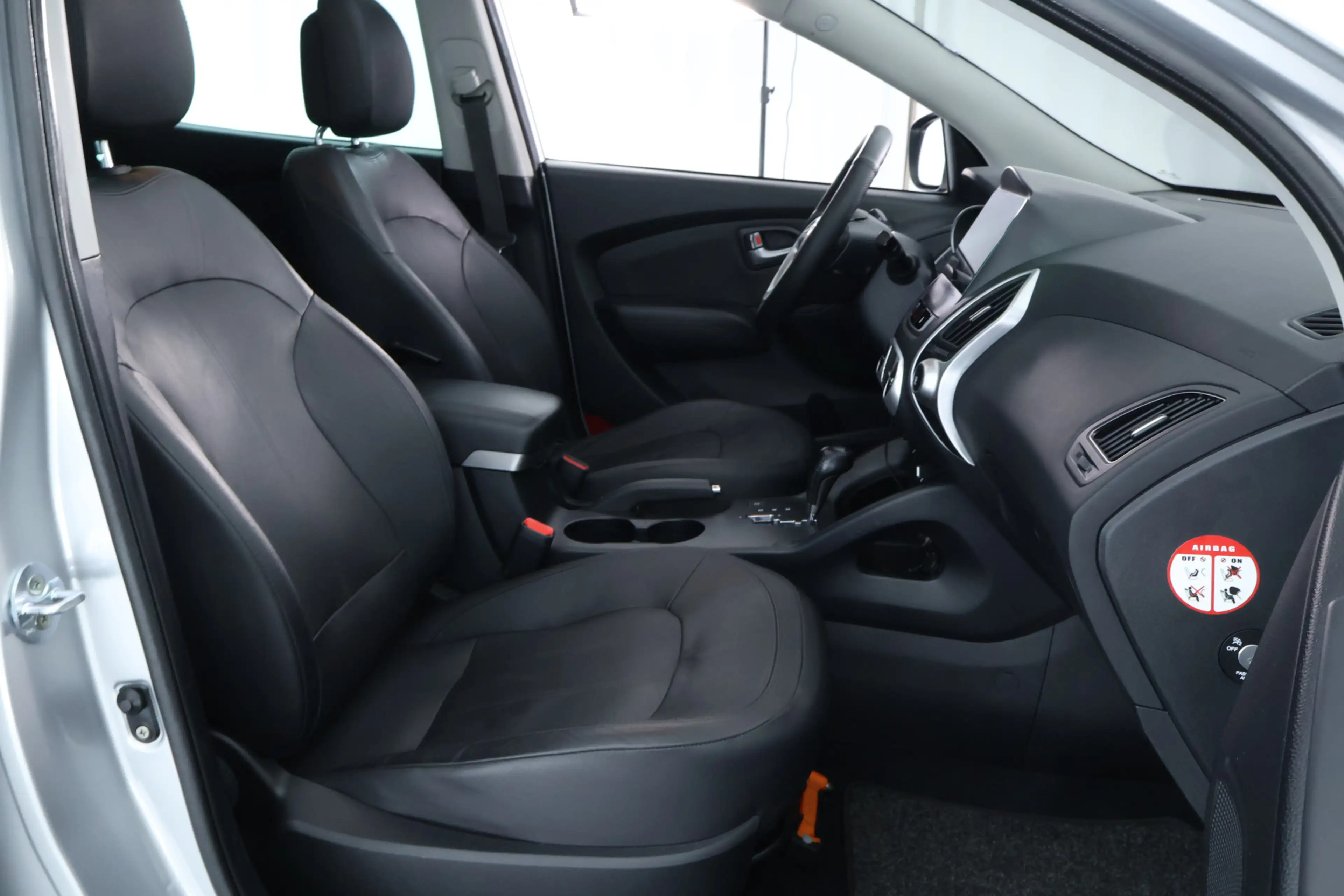 Hyundai iX35 2.0 CRDi HP 4WD i-Catcher |PANO|CARPLAY|CAMERA|CRU — photo 12