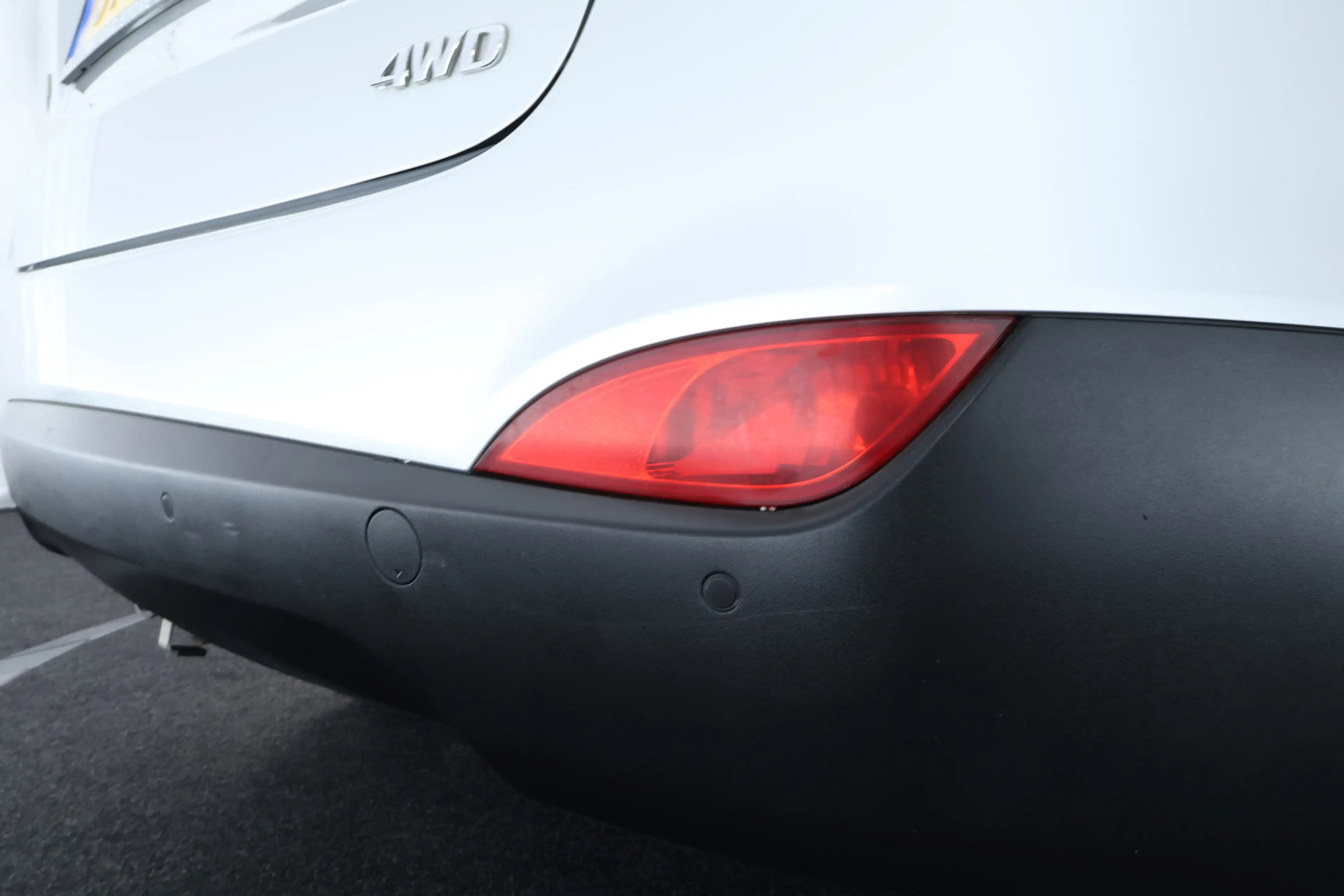 Hyundai iX35 2.0 CRDi HP 4WD i-Catcher |PANO|CARPLAY|CAMERA|CRU — photo 32