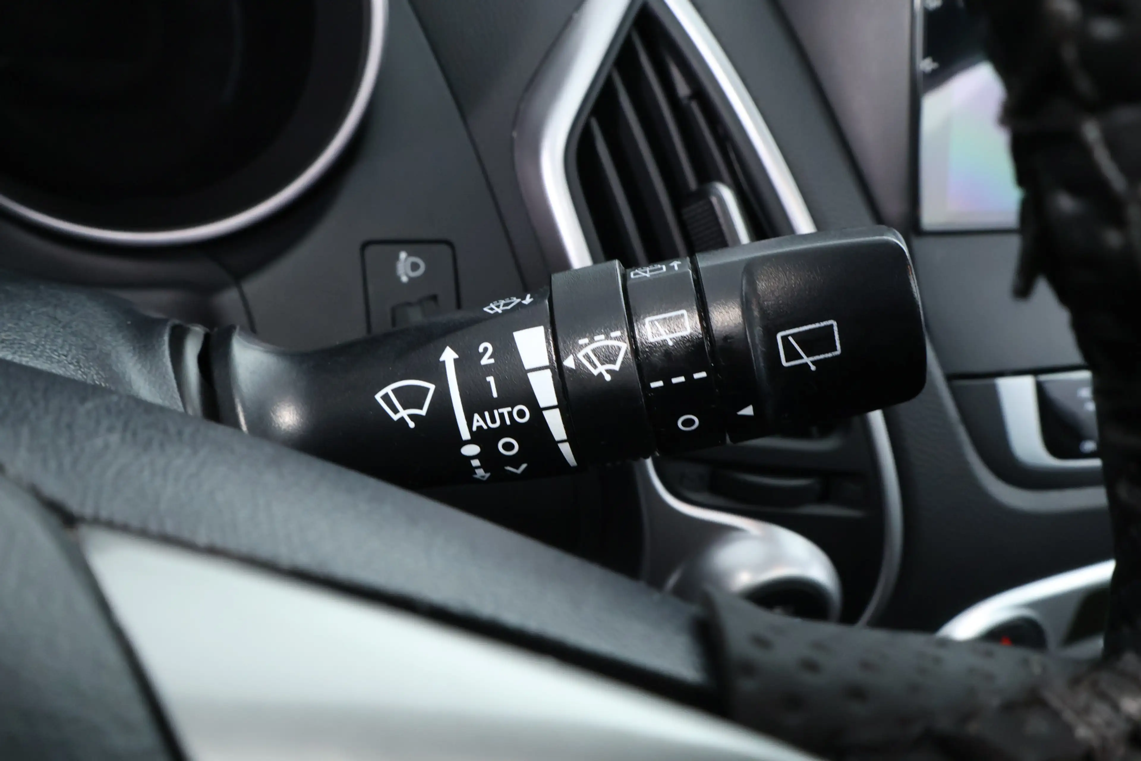 Hyundai iX35 2.0 CRDi HP 4WD i-Catcher |PANO|CARPLAY|CAMERA|CRU — photo 23