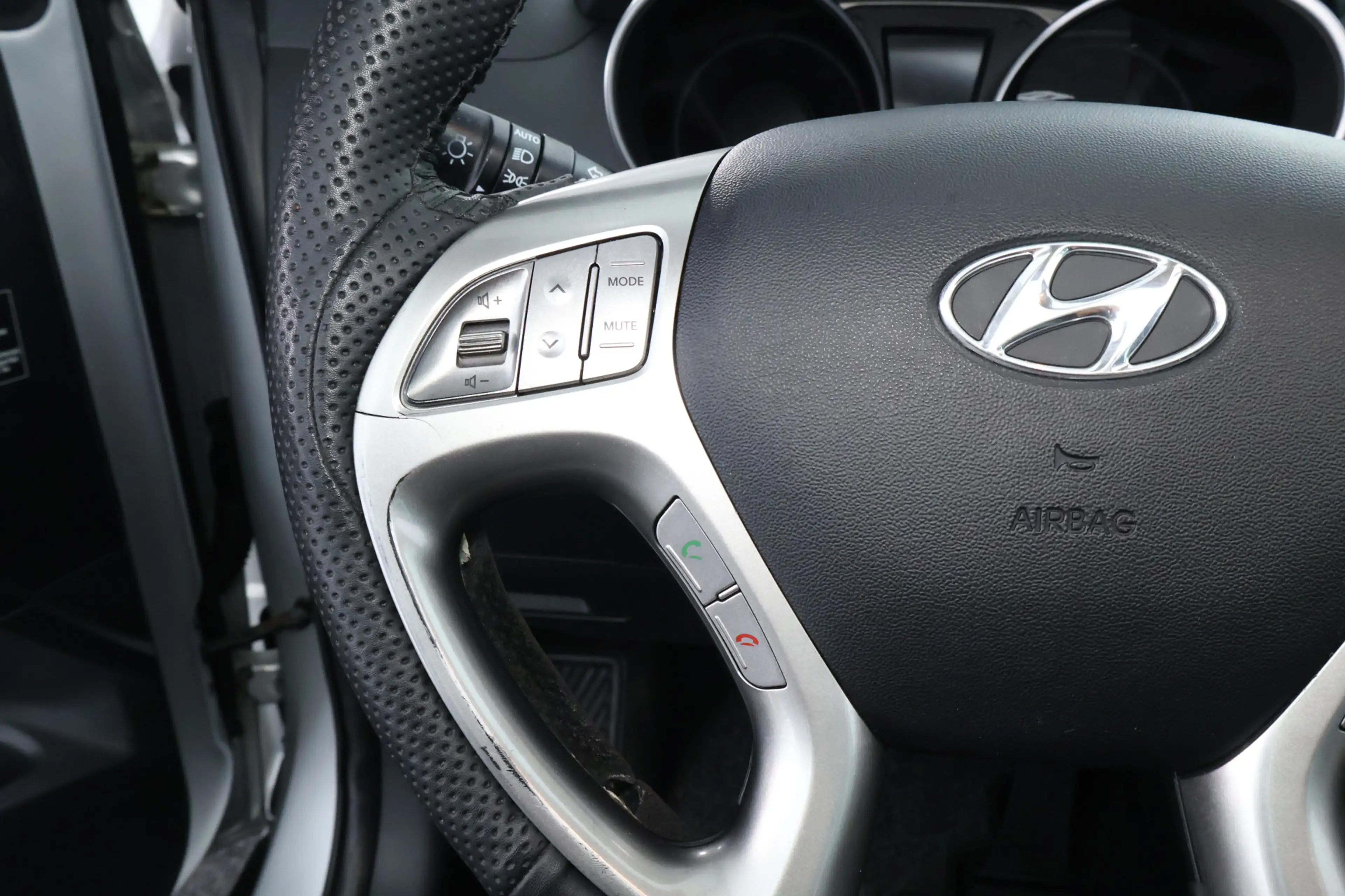 Hyundai iX35 2.0 CRDi HP 4WD i-Catcher |PANO|CARPLAY|CAMERA|CRU — photo 20