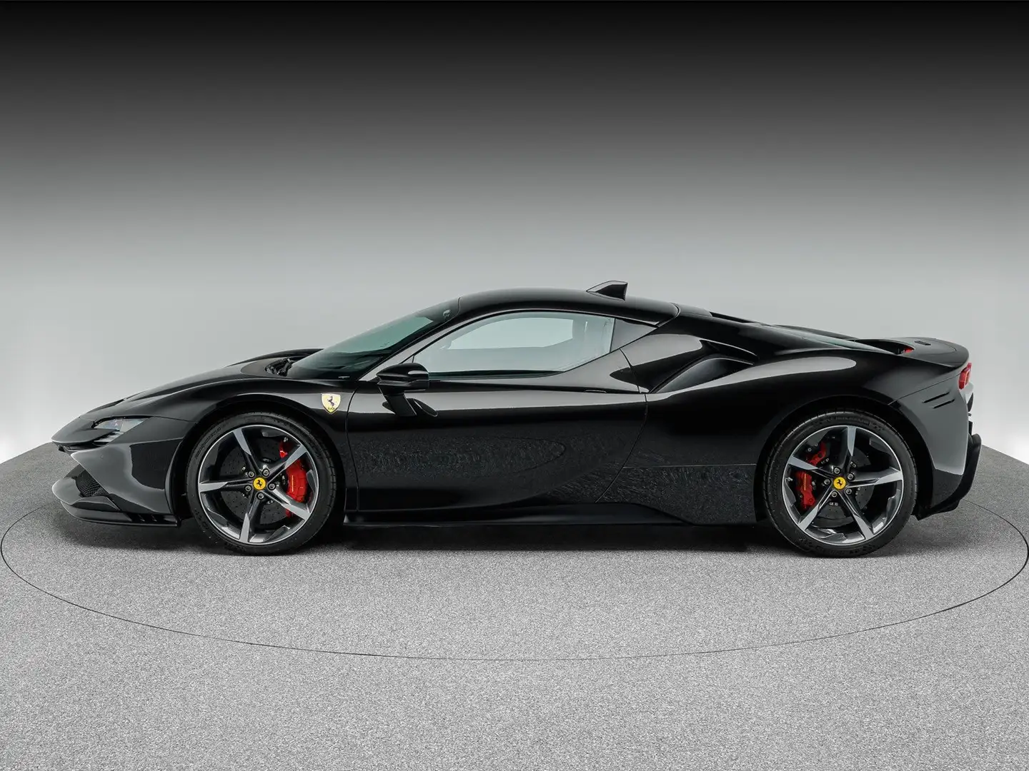 Ferrari SF90 Stradale Noir - 2