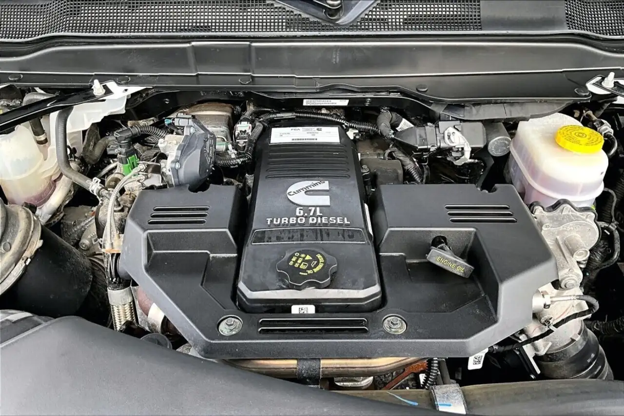 RAM 3500 снимка RAM 3500