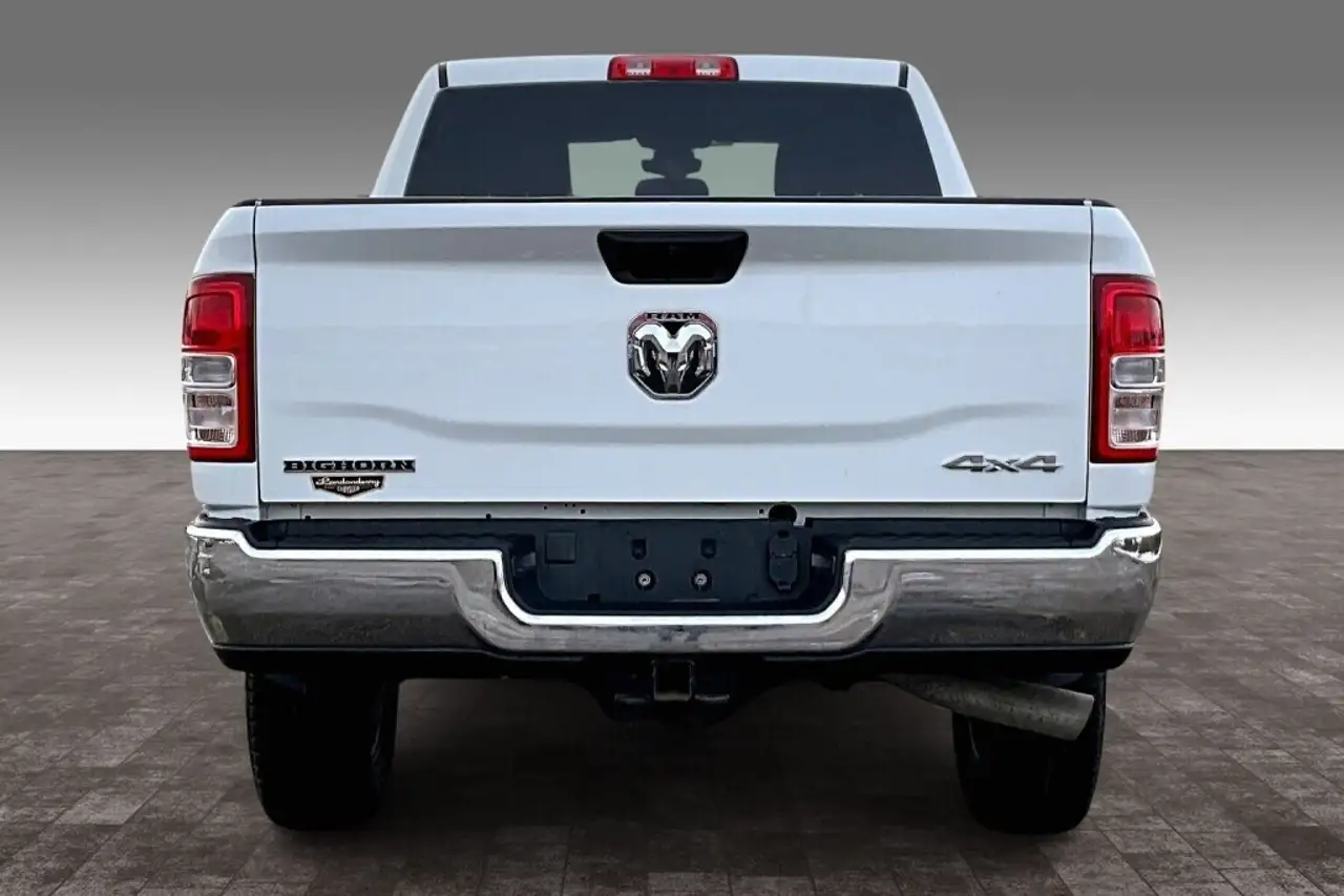 RAM 3500 снимка RAM 3500