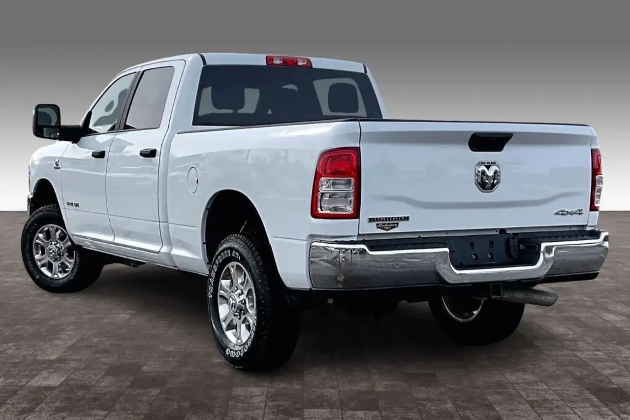 RAM 3500 снимка RAM 3500