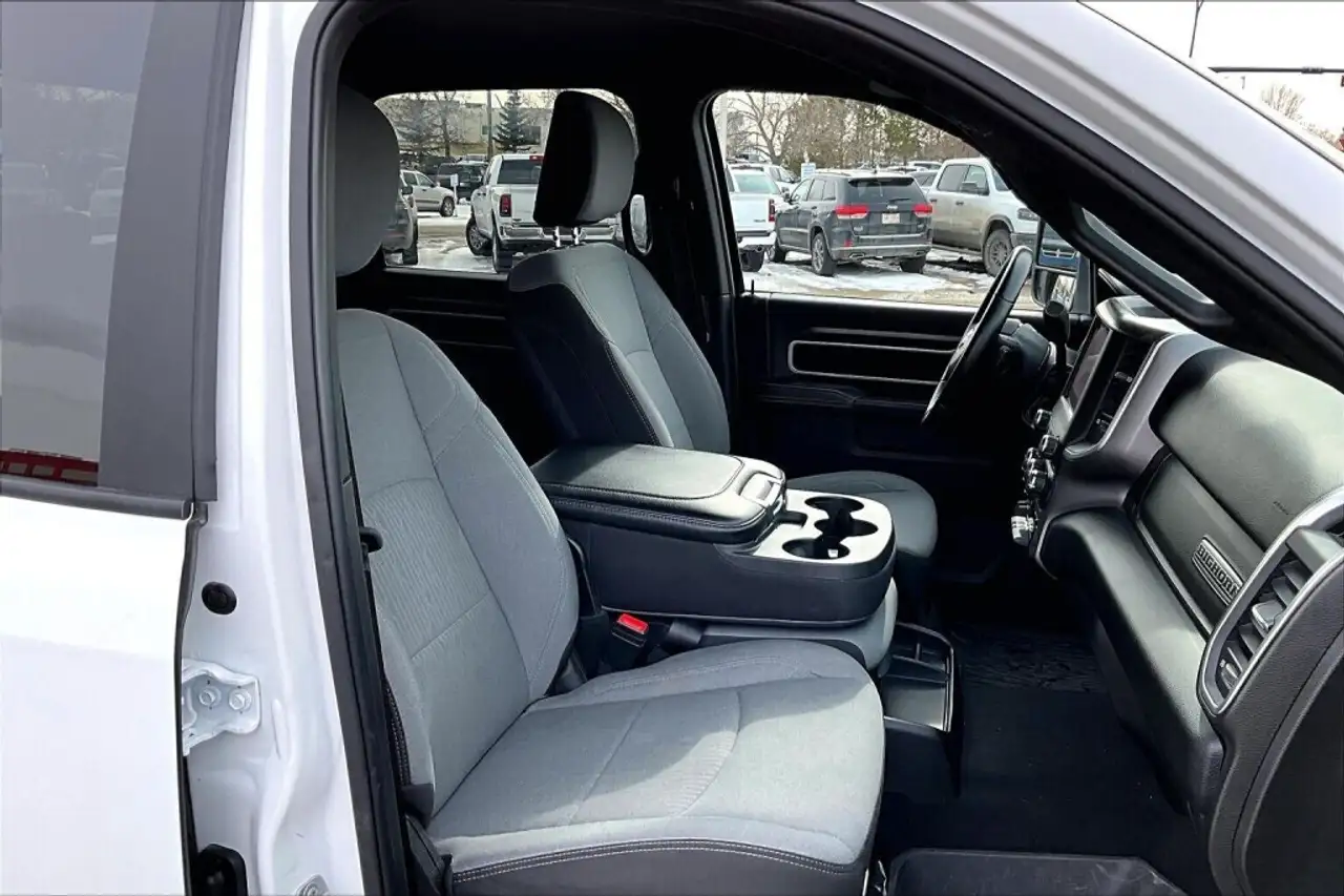 RAM 3500 снимка RAM 3500