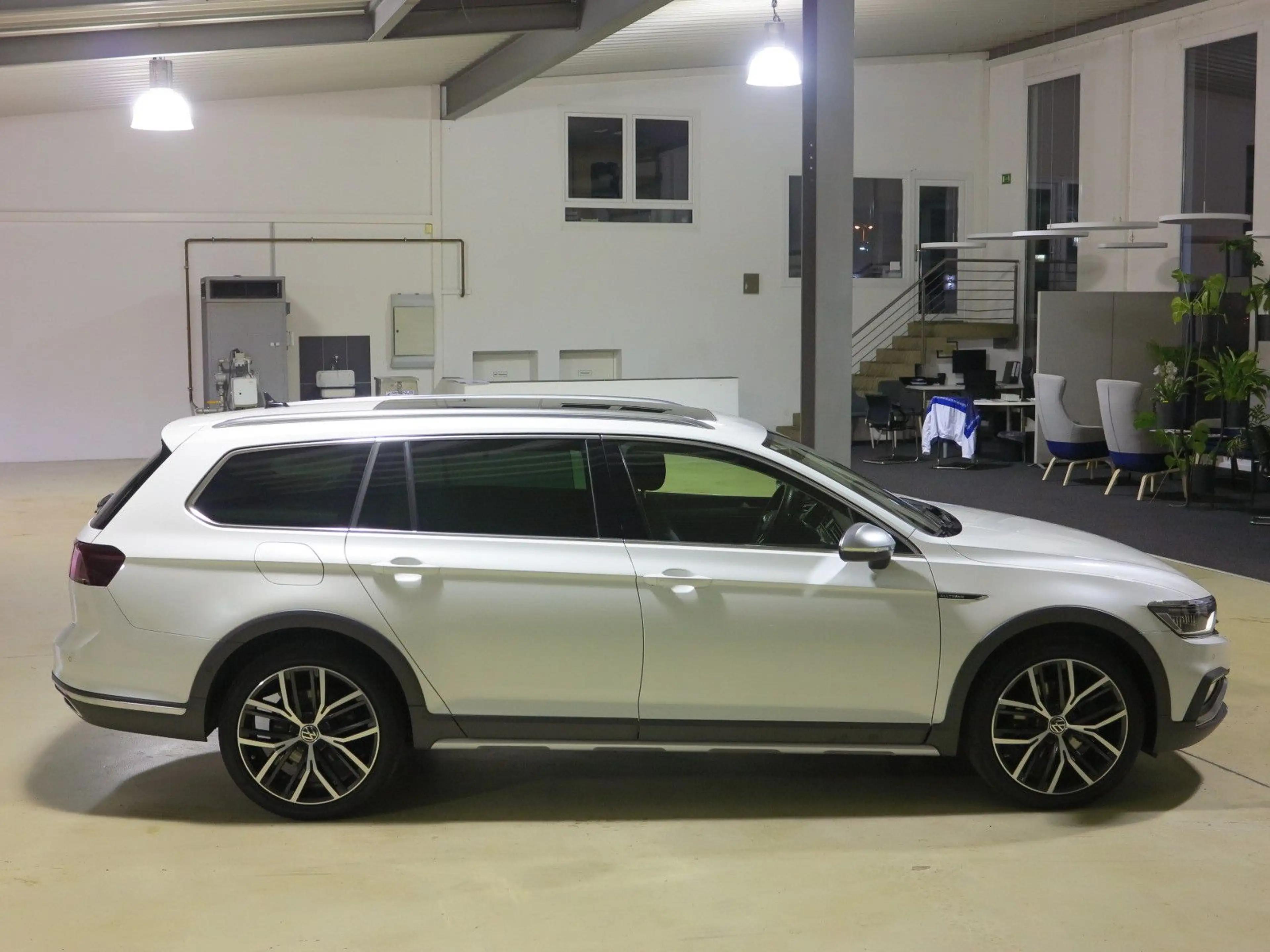 Volkswagen Passat Alltrack Passat Variant 2.0 TDI DSG7 4Mot Alltrack Leder — photo 13