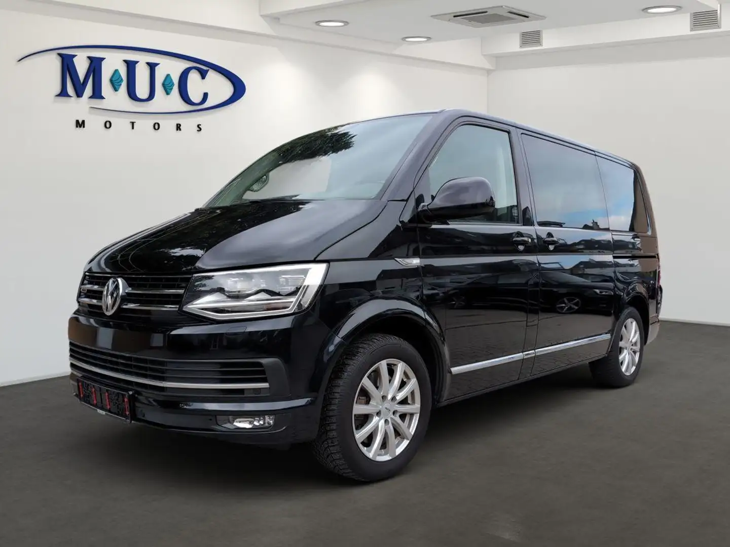 Volkswagen T6 Multivan 2.0 TDI Multivan Highline 4Motion Schwarz - 1