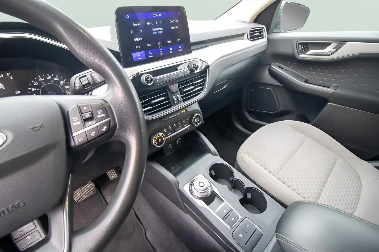 Ford Escape снимка Ford Escape