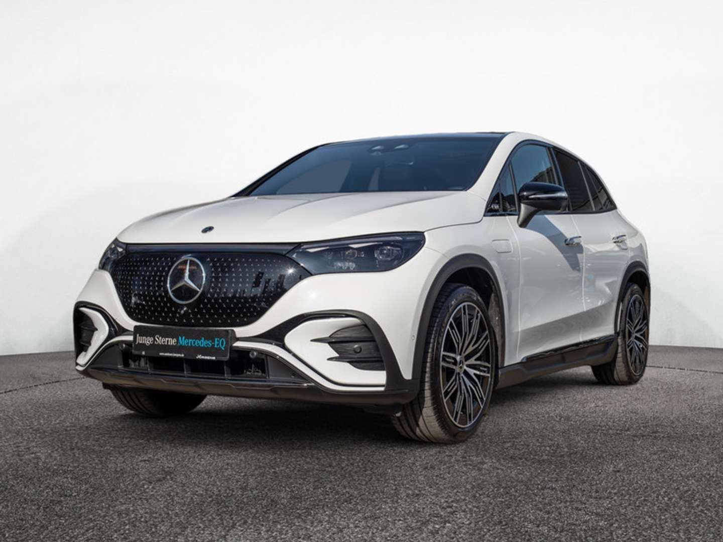 Mercedes EQE 350 AMG Line -  - Joinsteer - #1