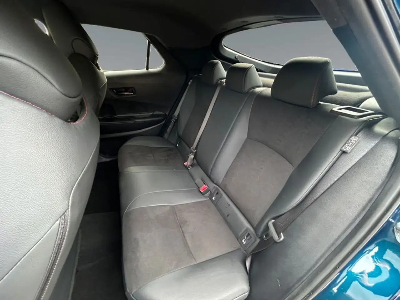 Toyota C-HR 2.0 Hybrid AWD GR SPORT, миниатюра 13
