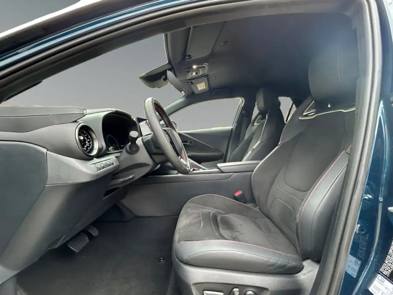 Toyota C-HR 2.0 Hybrid AWD GR SPORT, миниатюра 9