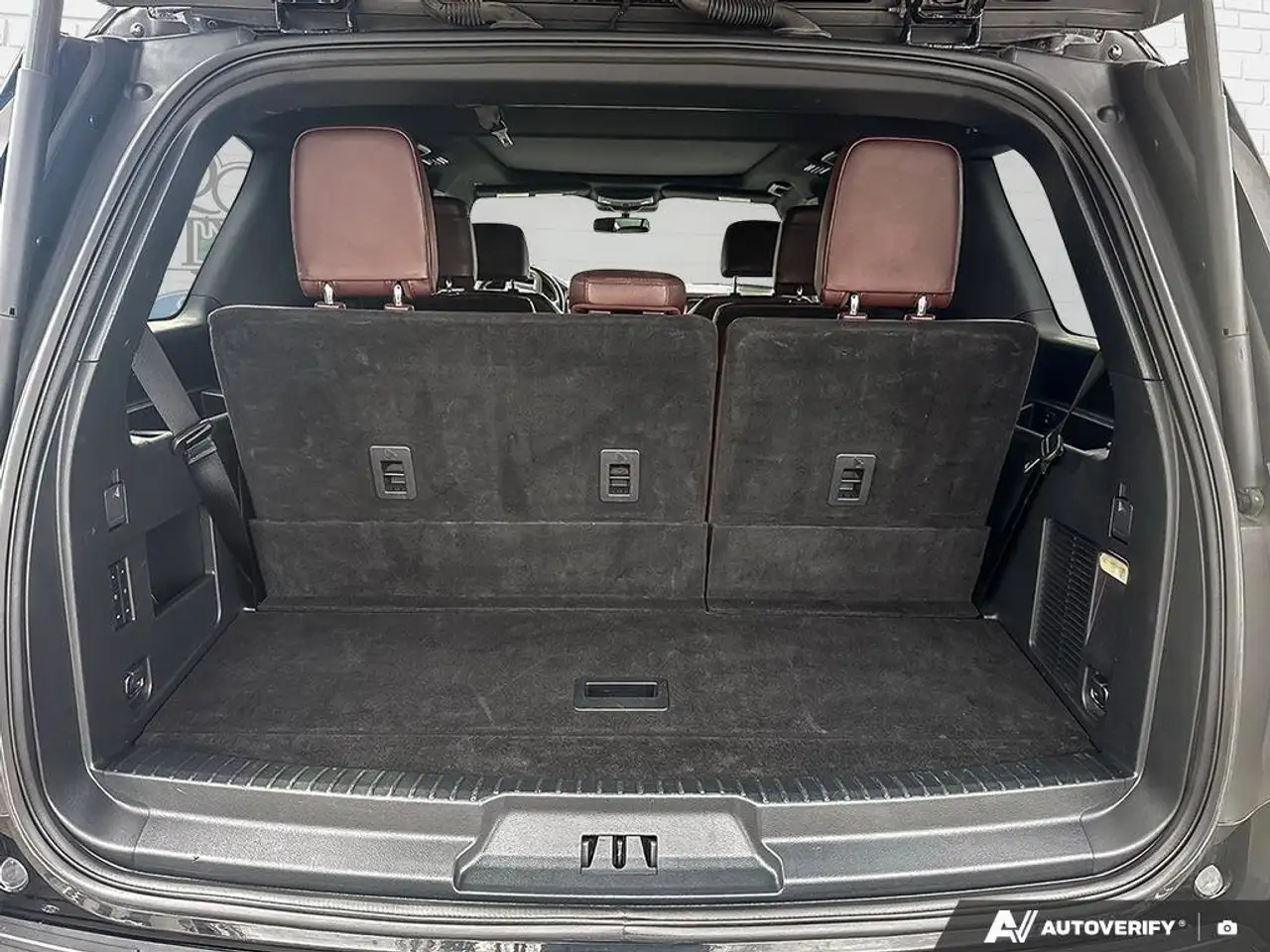 Ford Expedition снимка Ford Expedition