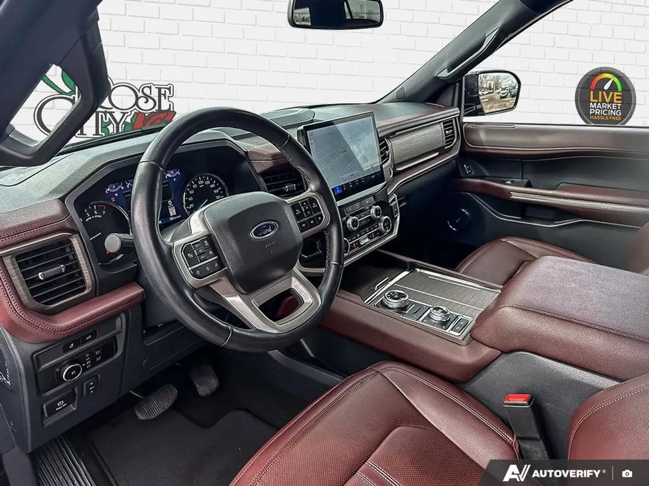 Ford Expedition снимка Ford Expedition