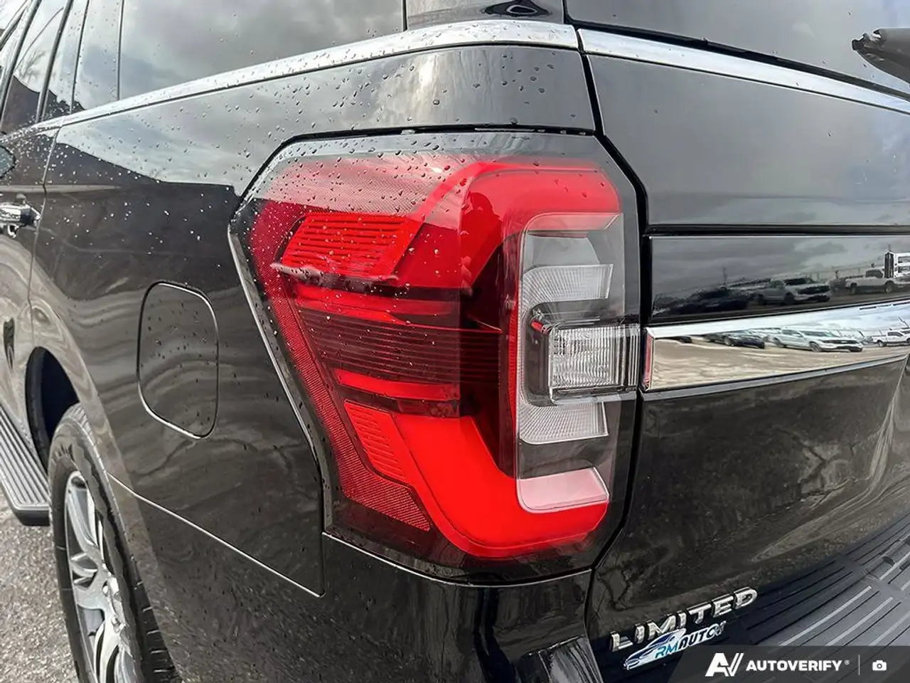 Ford Expedition снимка Ford Expedition