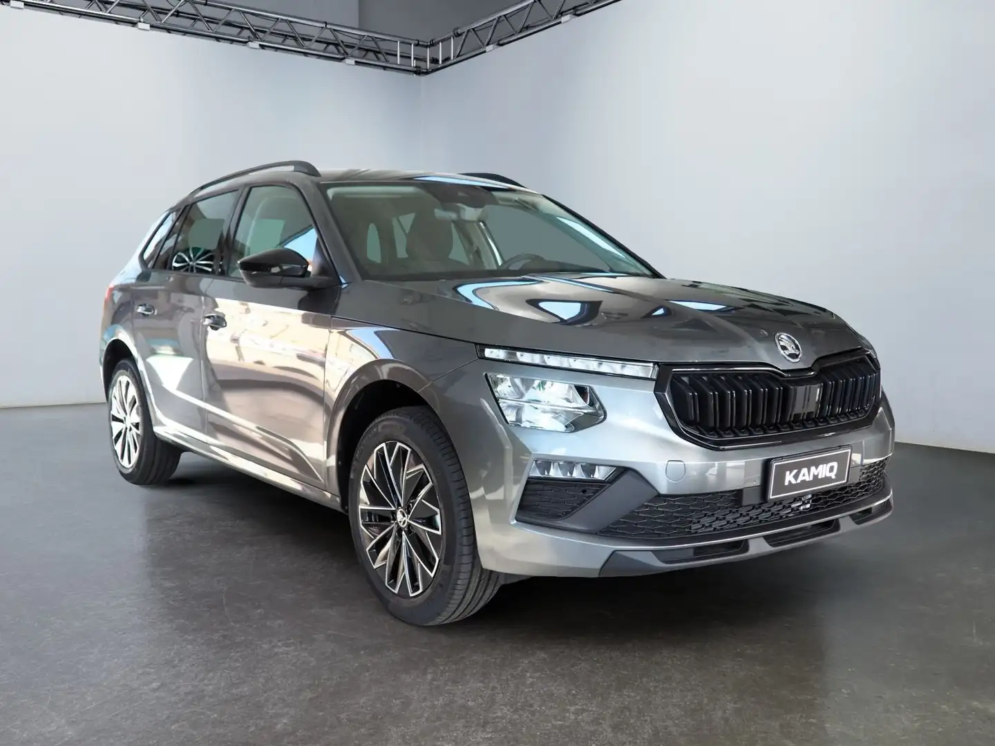 Skoda Kamiq Kamiq 1.0 TSI 115 CV Black Dots PROMO TASSO ZERO Gris - 2