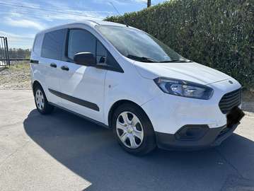 Ford transit courrier 2022