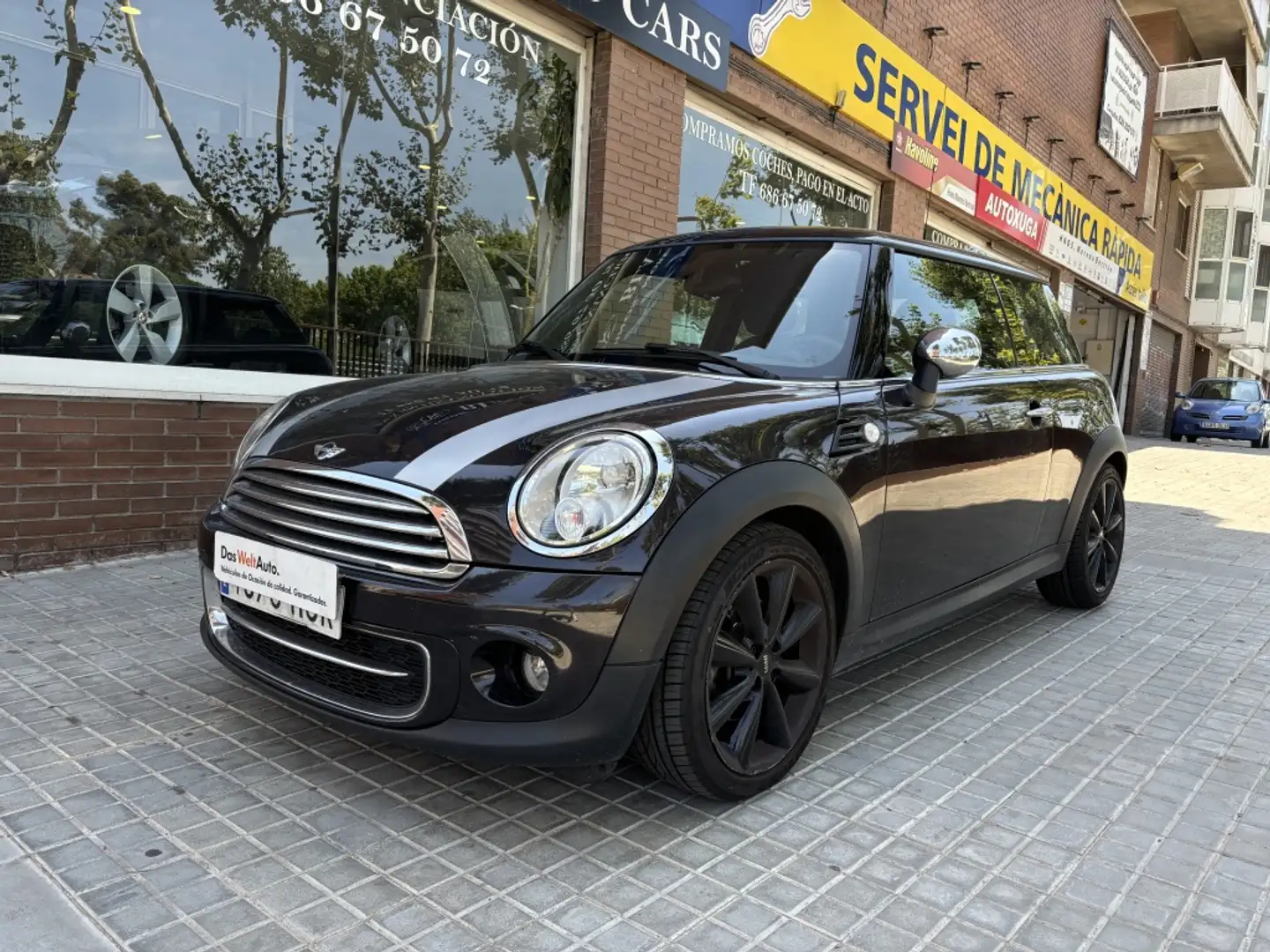 MINI Cooper D Marrón - 2