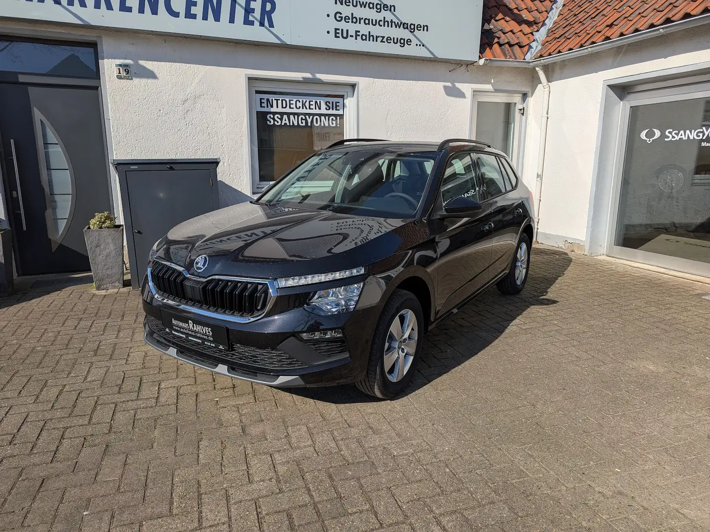 Skoda Kamiq Selection 1.0 TSI DSG Zwart - 2