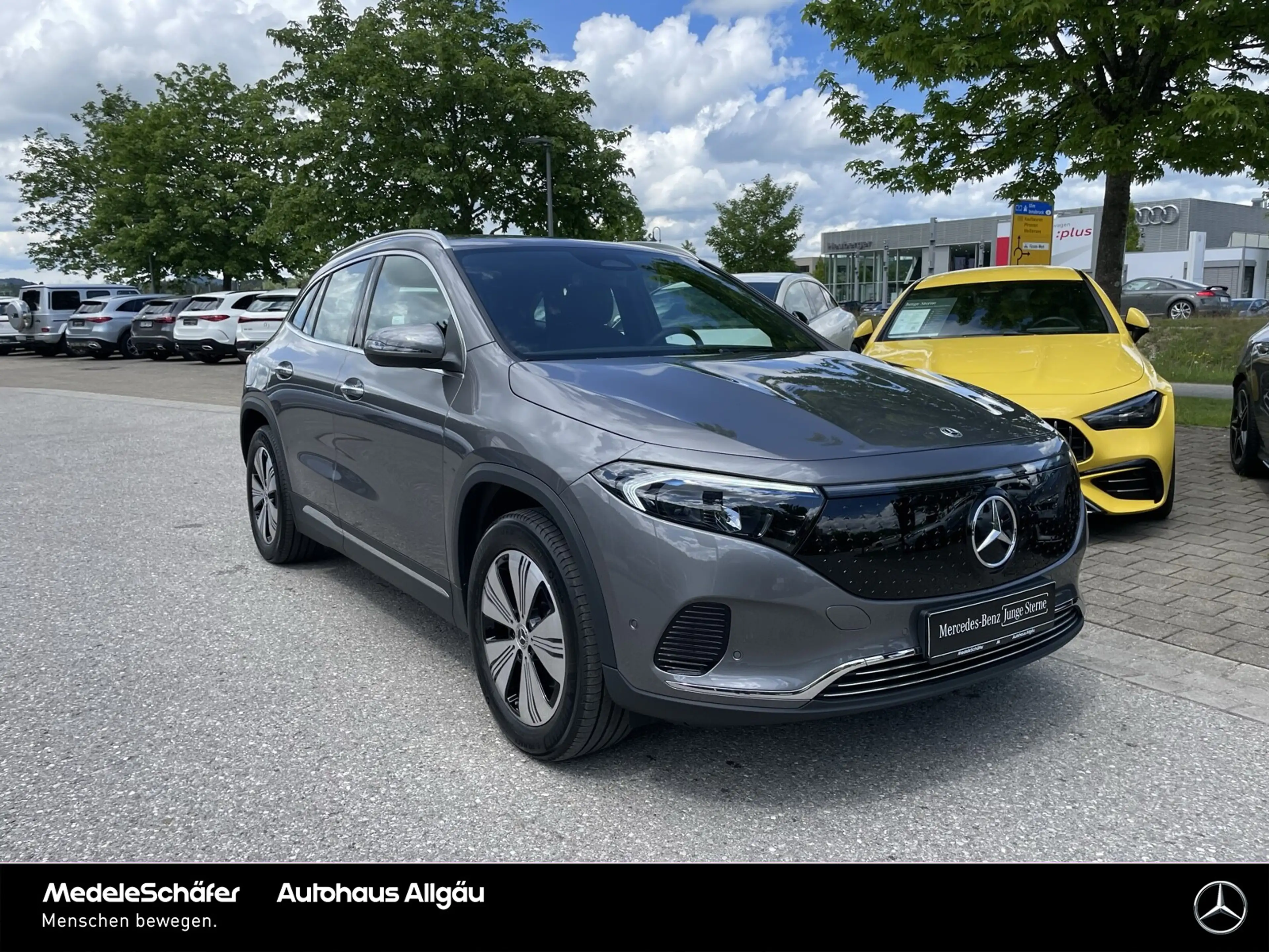 Mercedes-Benz EQA 300 EQA 300 4M Progressive Vorr-Dist Kam LED KeylGO — photo 3