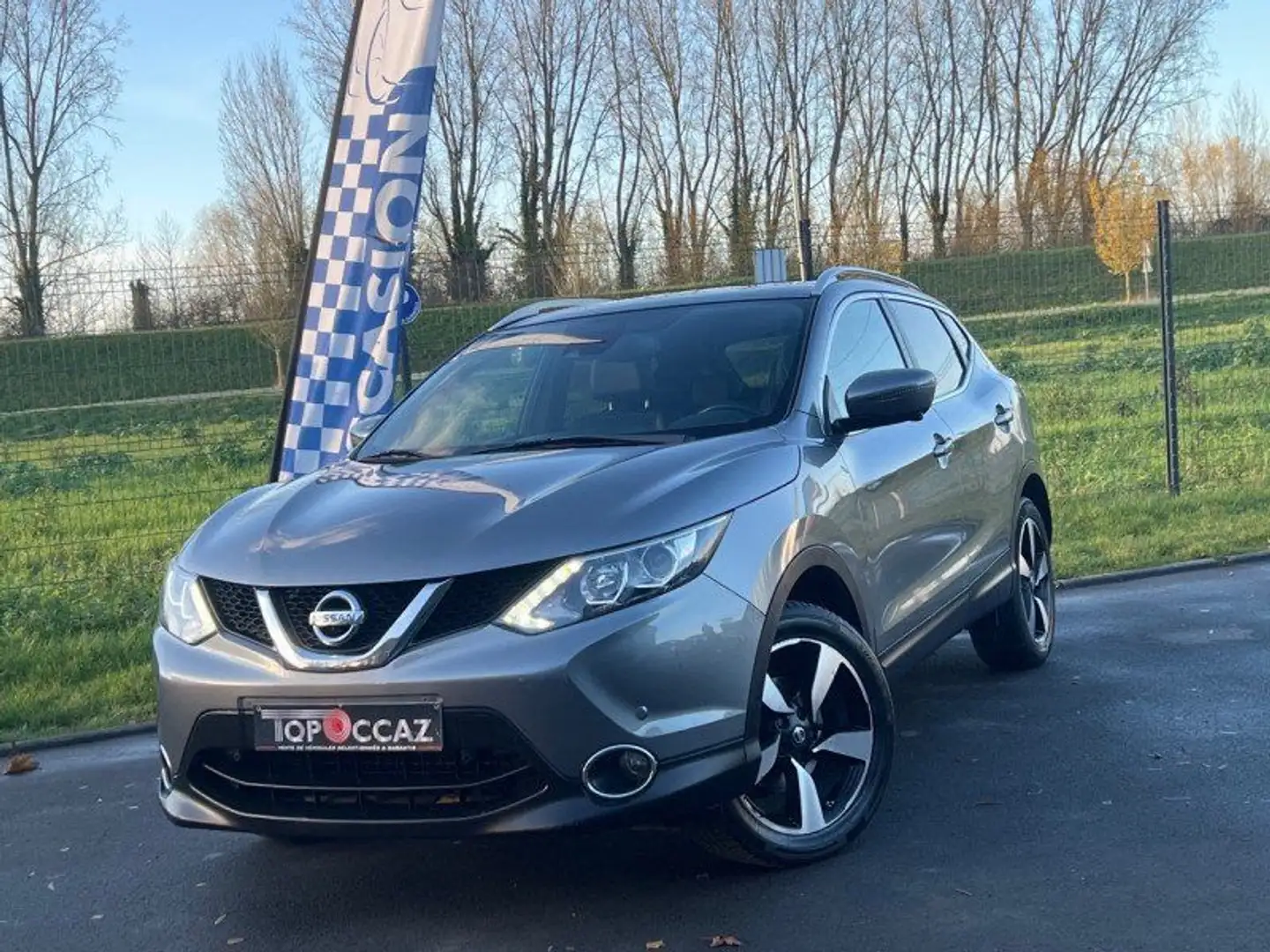 Nissan Qashqai 1.6 DCI 130CH TEKNA - 2017 - TOIT PANO / GPS / CAMERA / LED Gris - 1