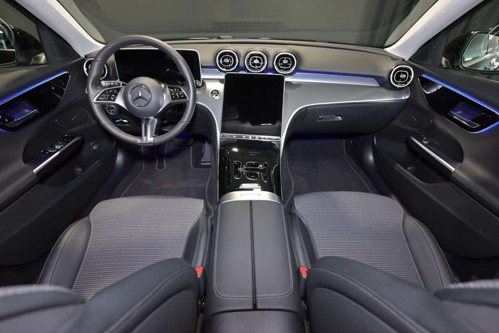 Mercedes-Benz C 220