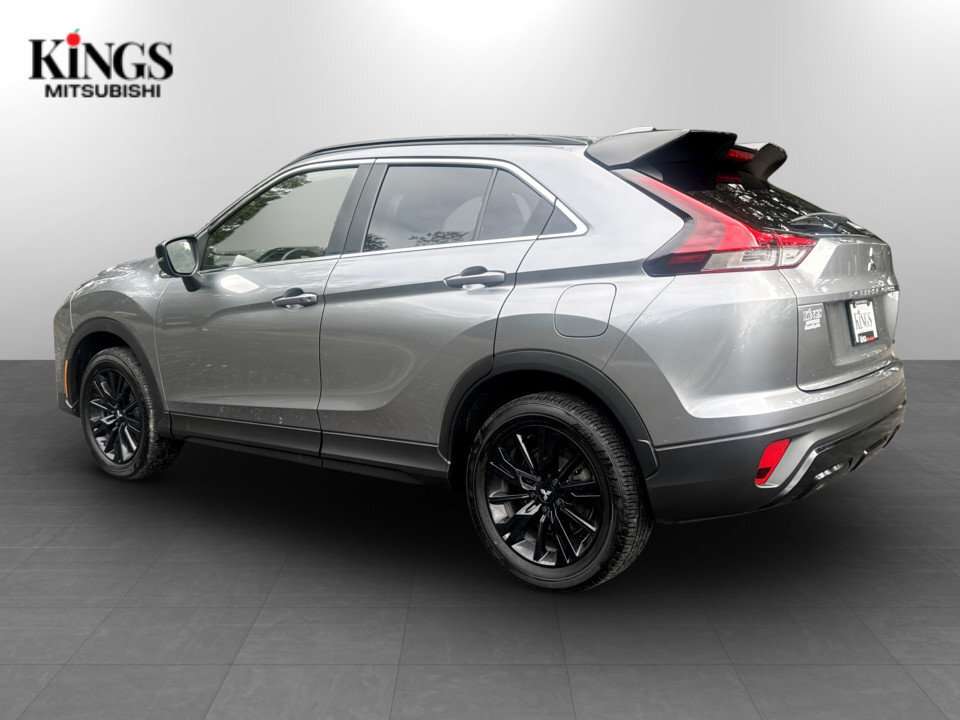 2024 Mitsubishi Eclipse Cross noir, keyless entry, backup camera, Bluetooth PREM — снимка 1
