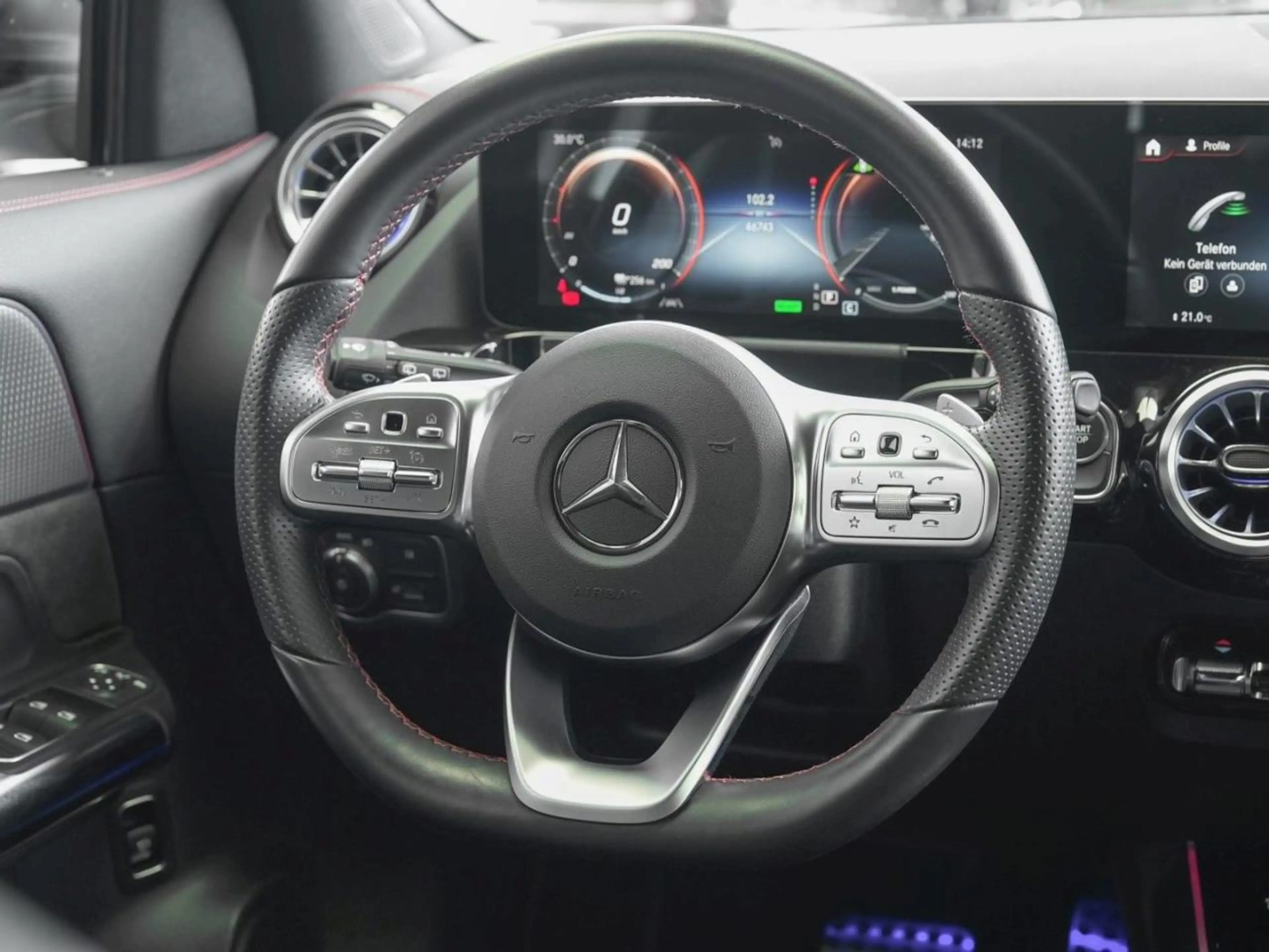 Mercedes-Benz EQA 250 AMG Night EasyPack Kamera SpurH ParkA — photo 8