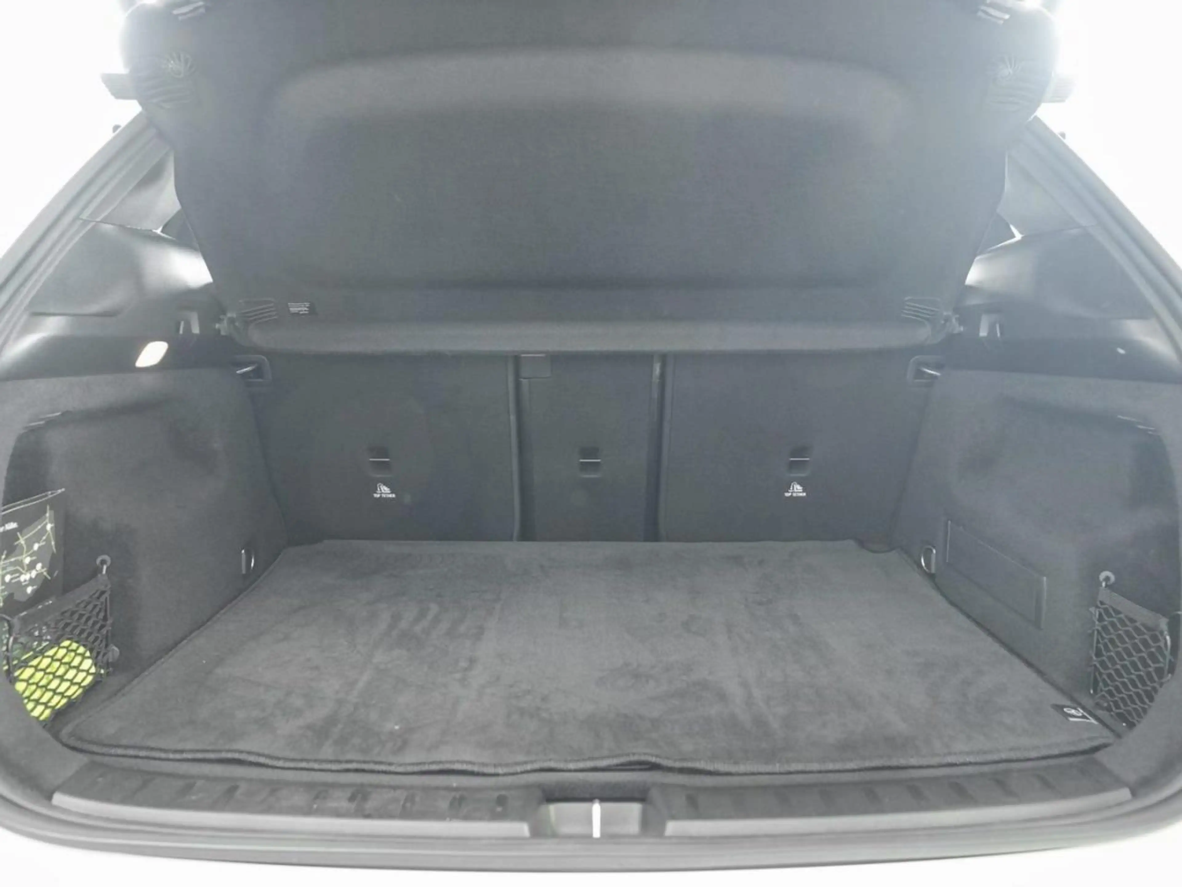 Mercedes-Benz EQA 250 AMG Night EasyPack Kamera SpurH ParkA — photo 6