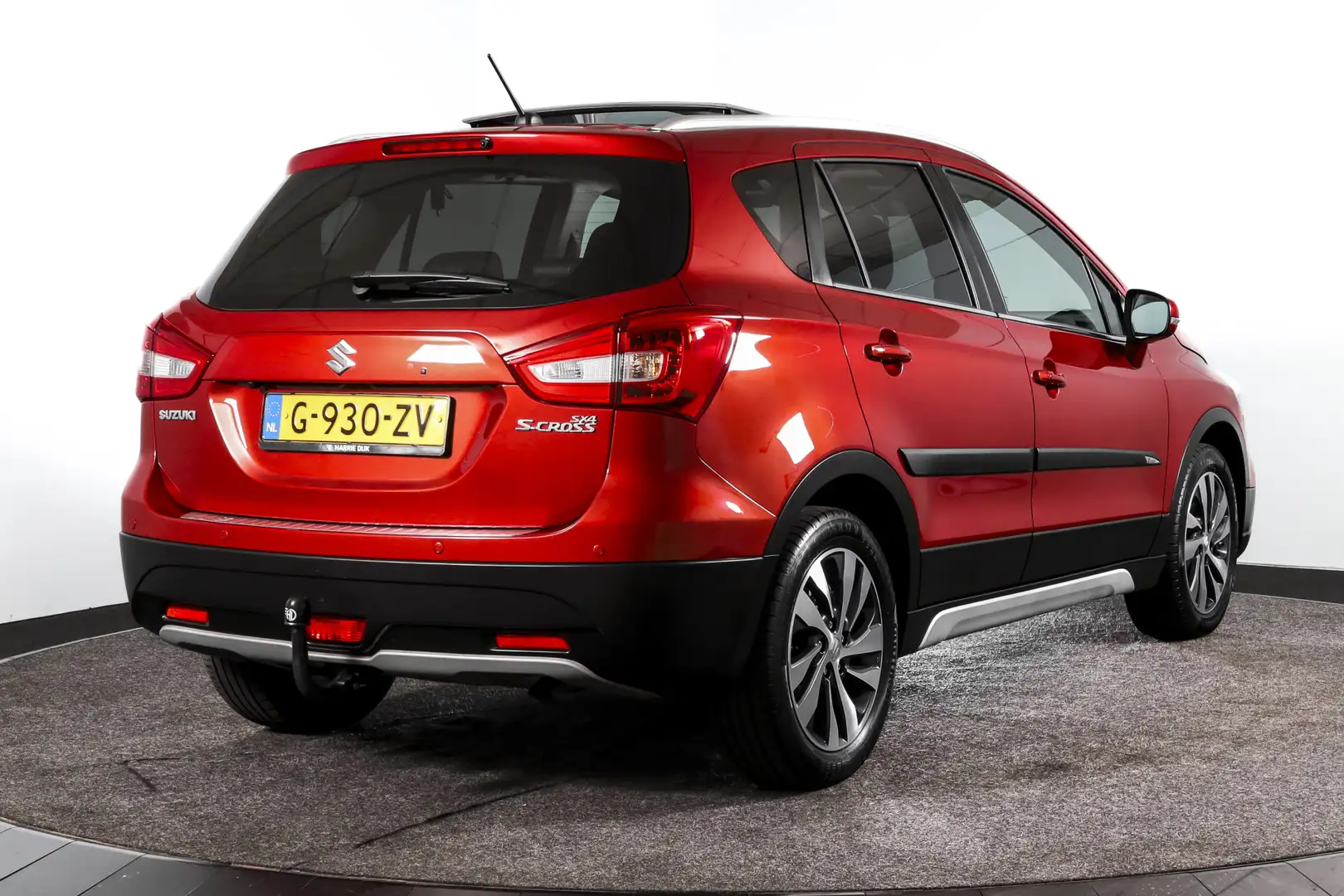 Suzuki S-Cross 1.4 Boosterjet 140 PK Stijl - Automaat | S/K-Panod Rood - 2