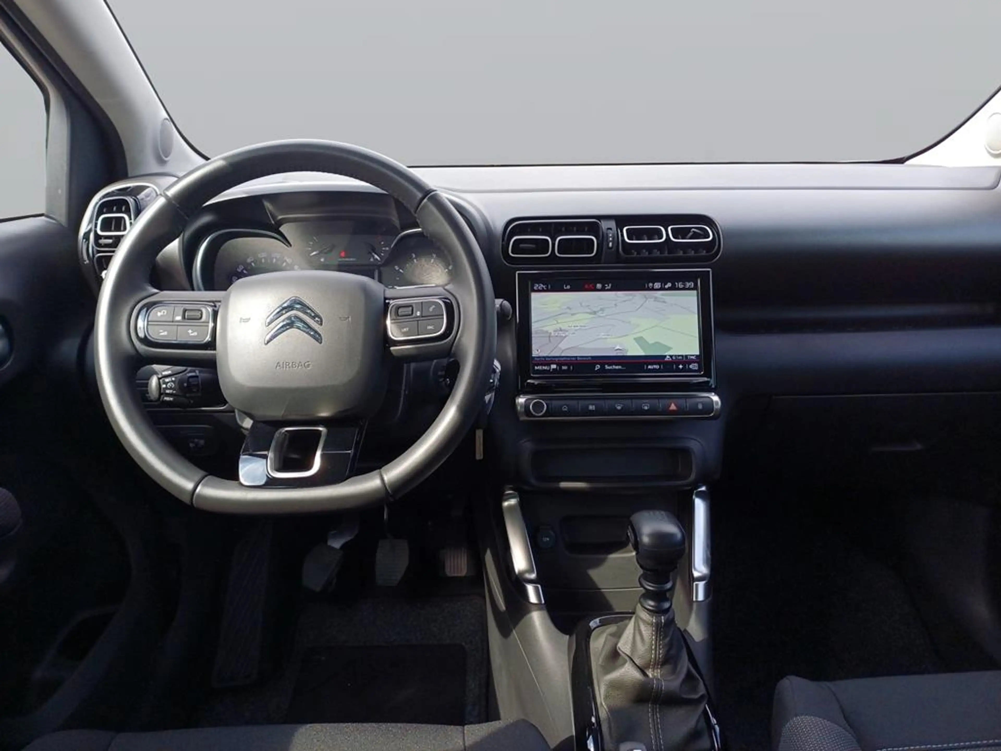 Citroen C3 Aircross PureTech 110 S&S Shine — photo 9