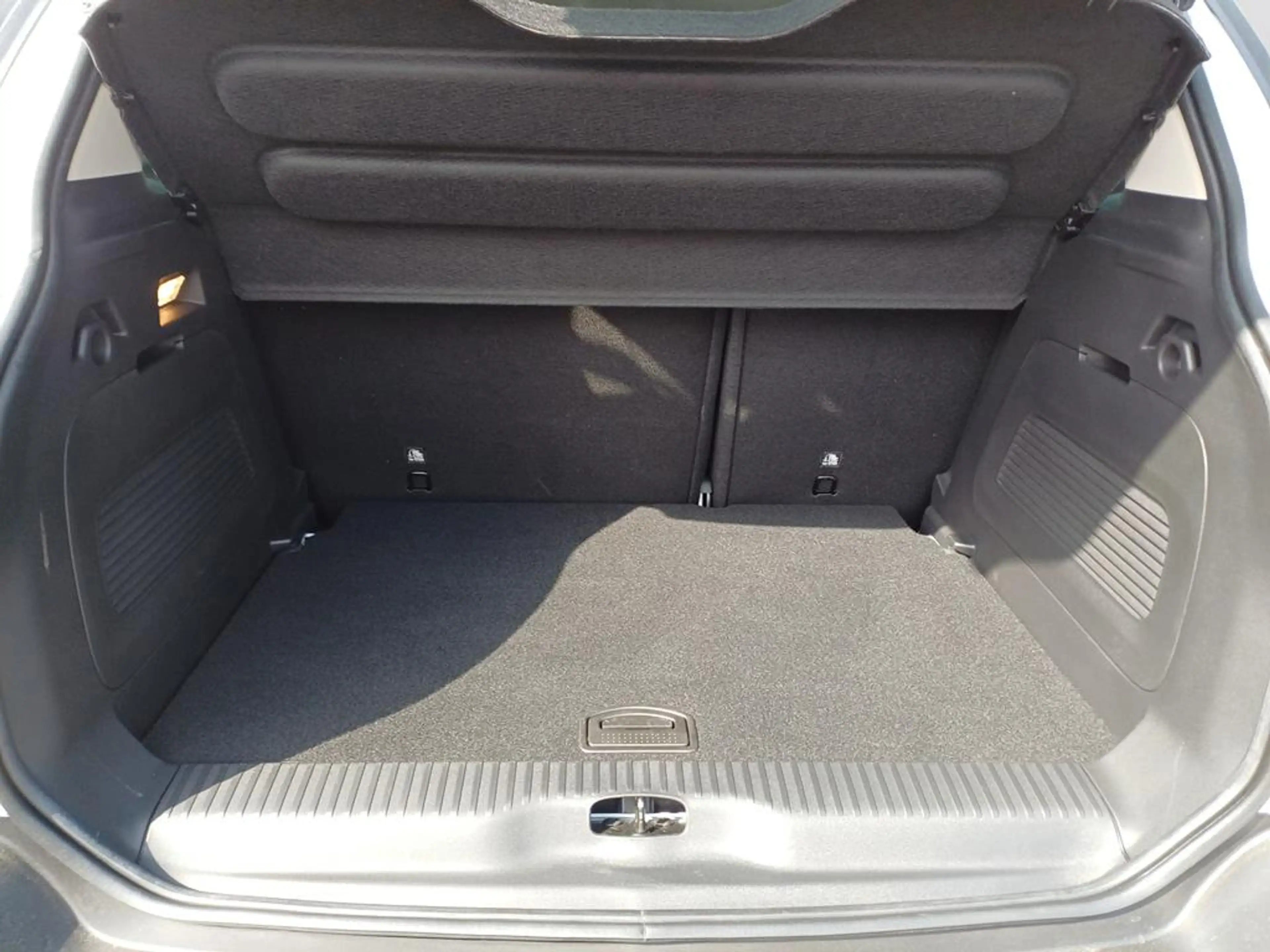 Citroen C3 Aircross PureTech 110 S&S Shine — photo 6