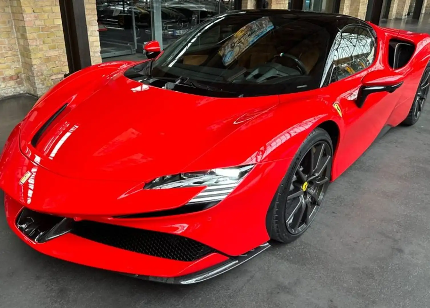 Ferrari SF90 Spider Rojo - 1