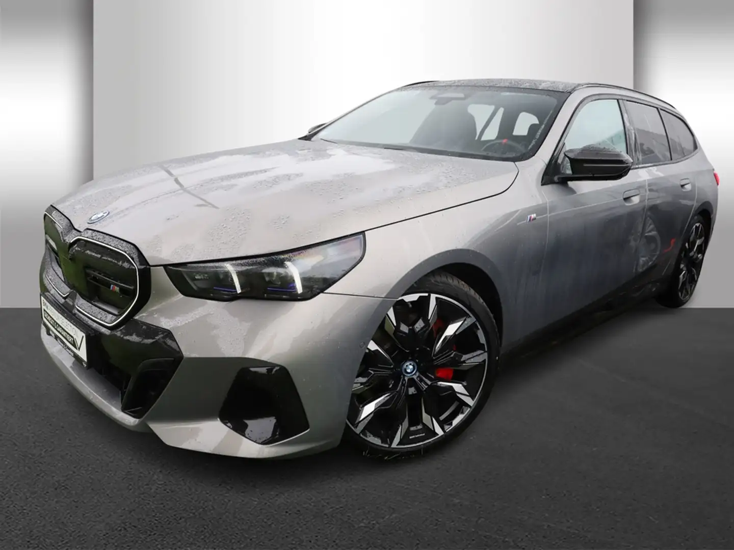 BMW i5 M60 xDrive Tour. AHK ACC Pano Carbon 21" Pro Grau - 2