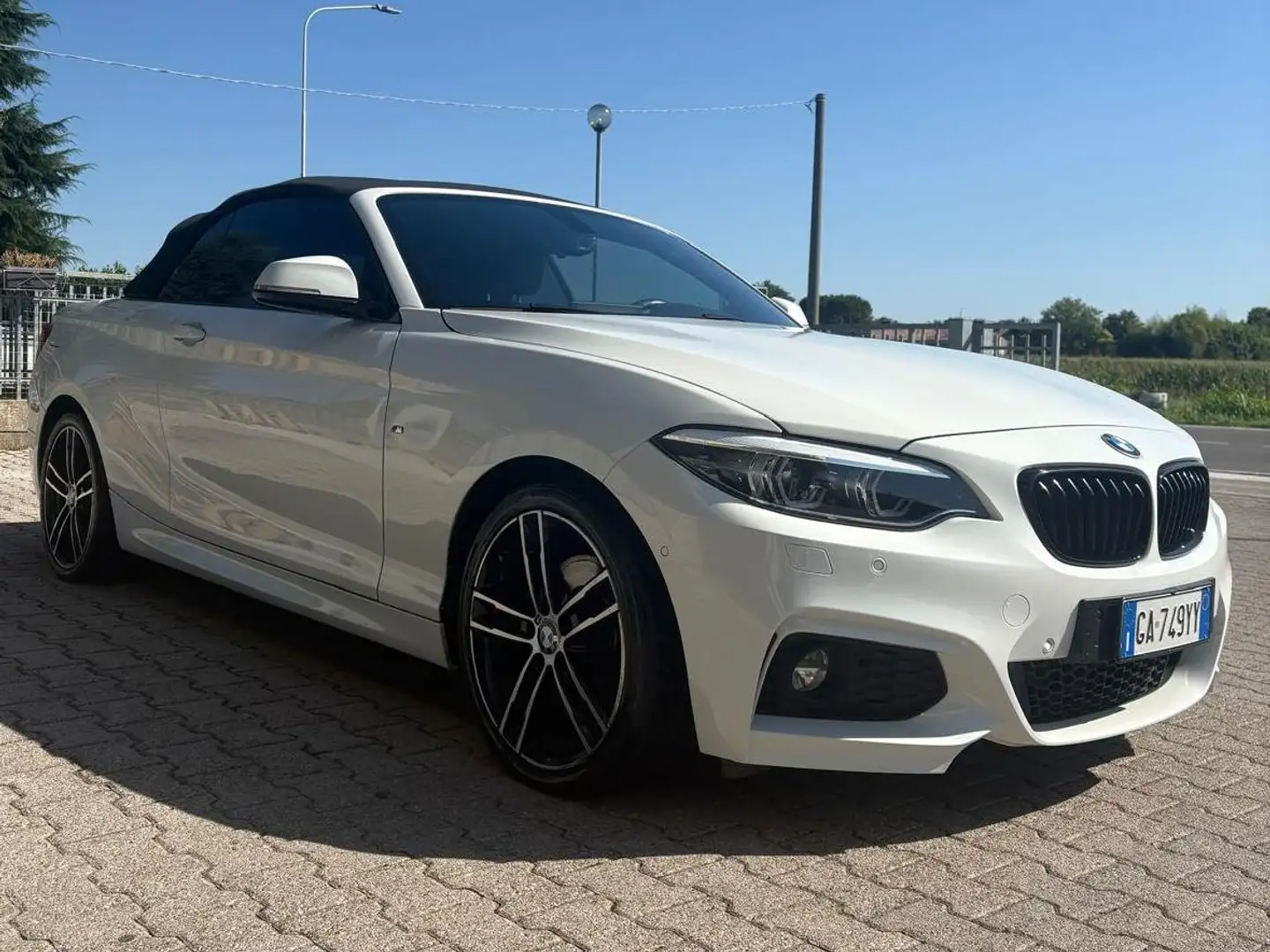 BMW 220 220d Cabrio Msport Bianco - 1