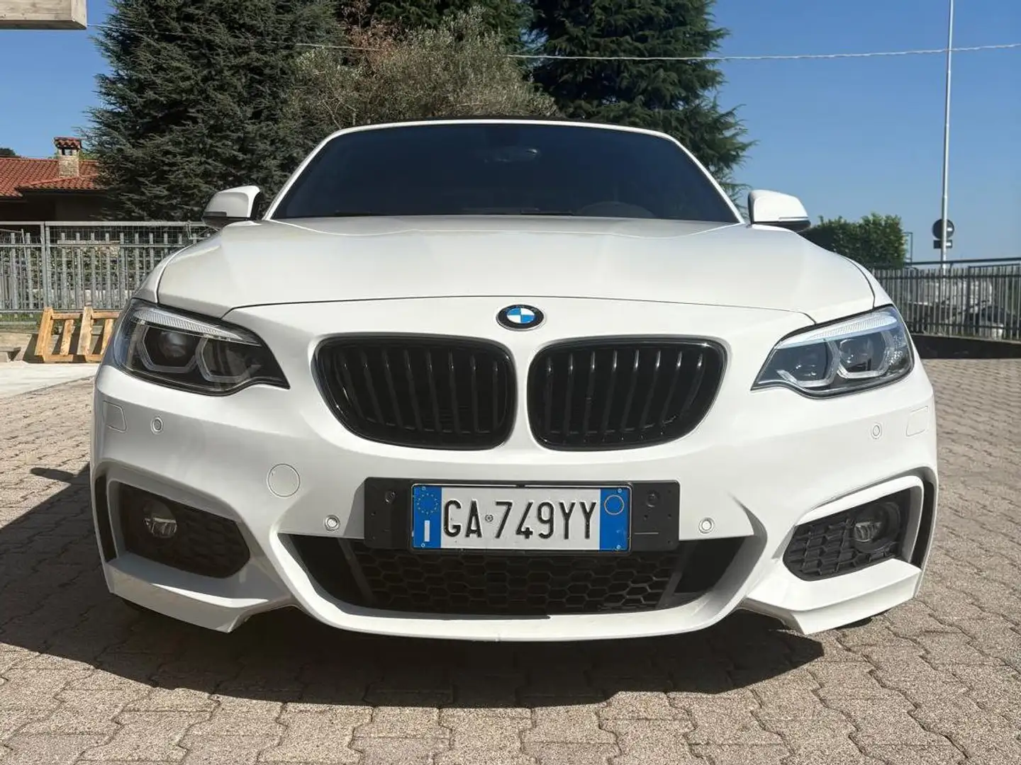 BMW 220 220d Cabrio Msport Bianco - 2